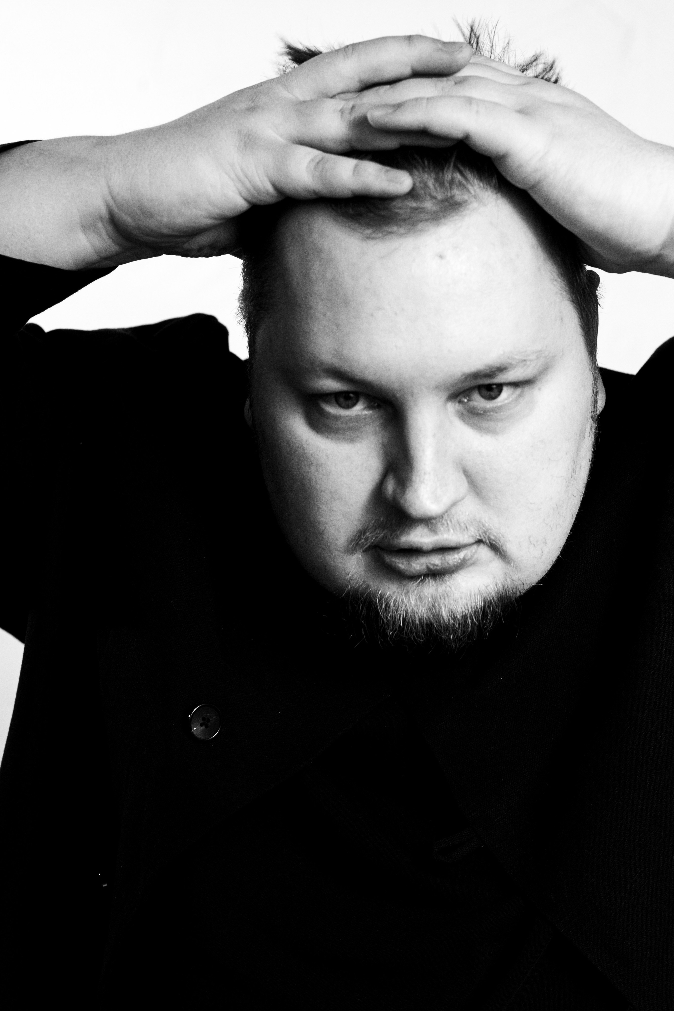 Кинорежиссёр Алексей Южаков. Фотосъемка и интервью. Фотограф в Тюмени Даша Михнова. Портреты, фотопроекты, фотодни