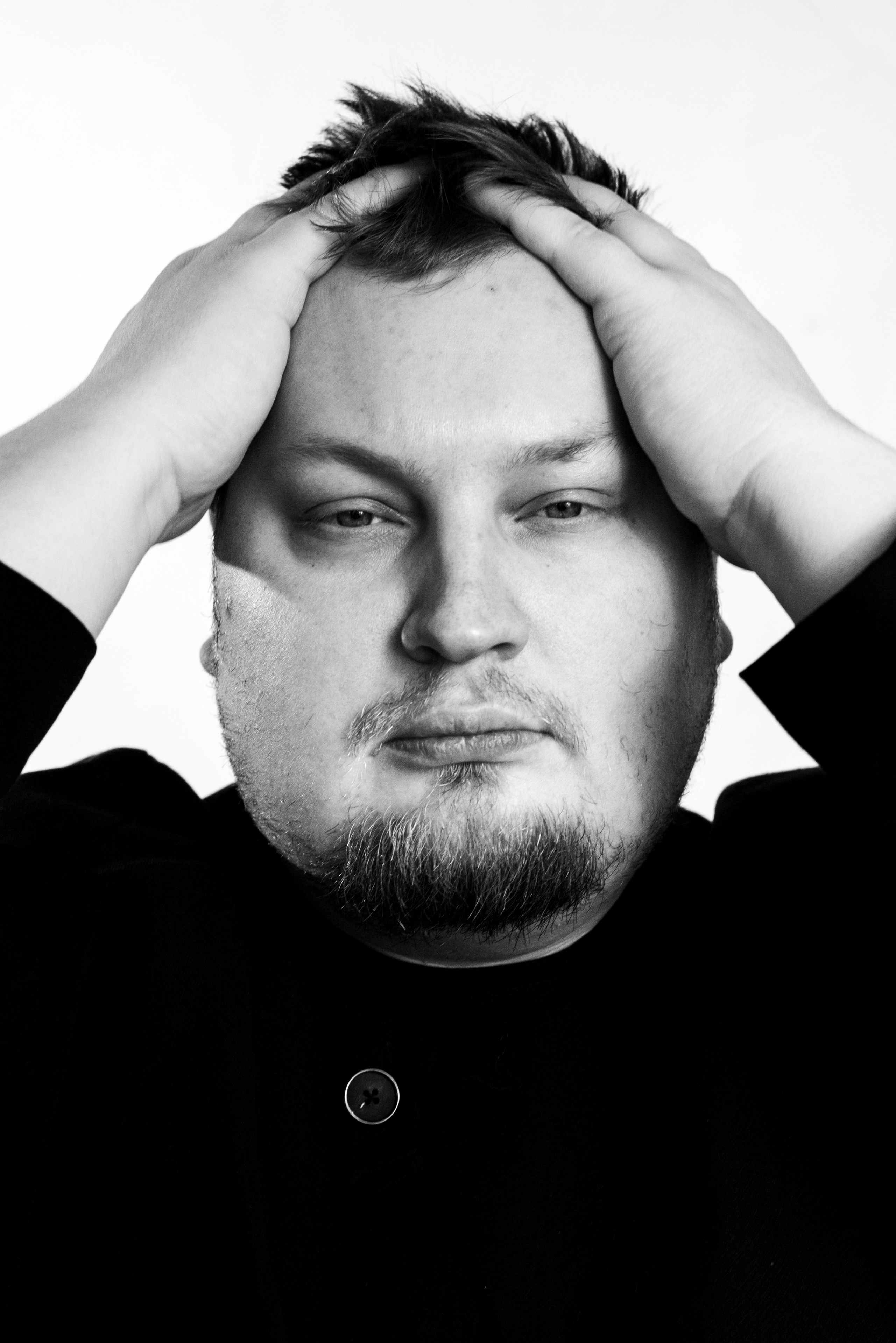 Кинорежиссёр Алексей Южаков. Фотосъемка и интервью. Фотограф в Тюмени Даша Михнова. Портреты, фотопроекты, фотодни