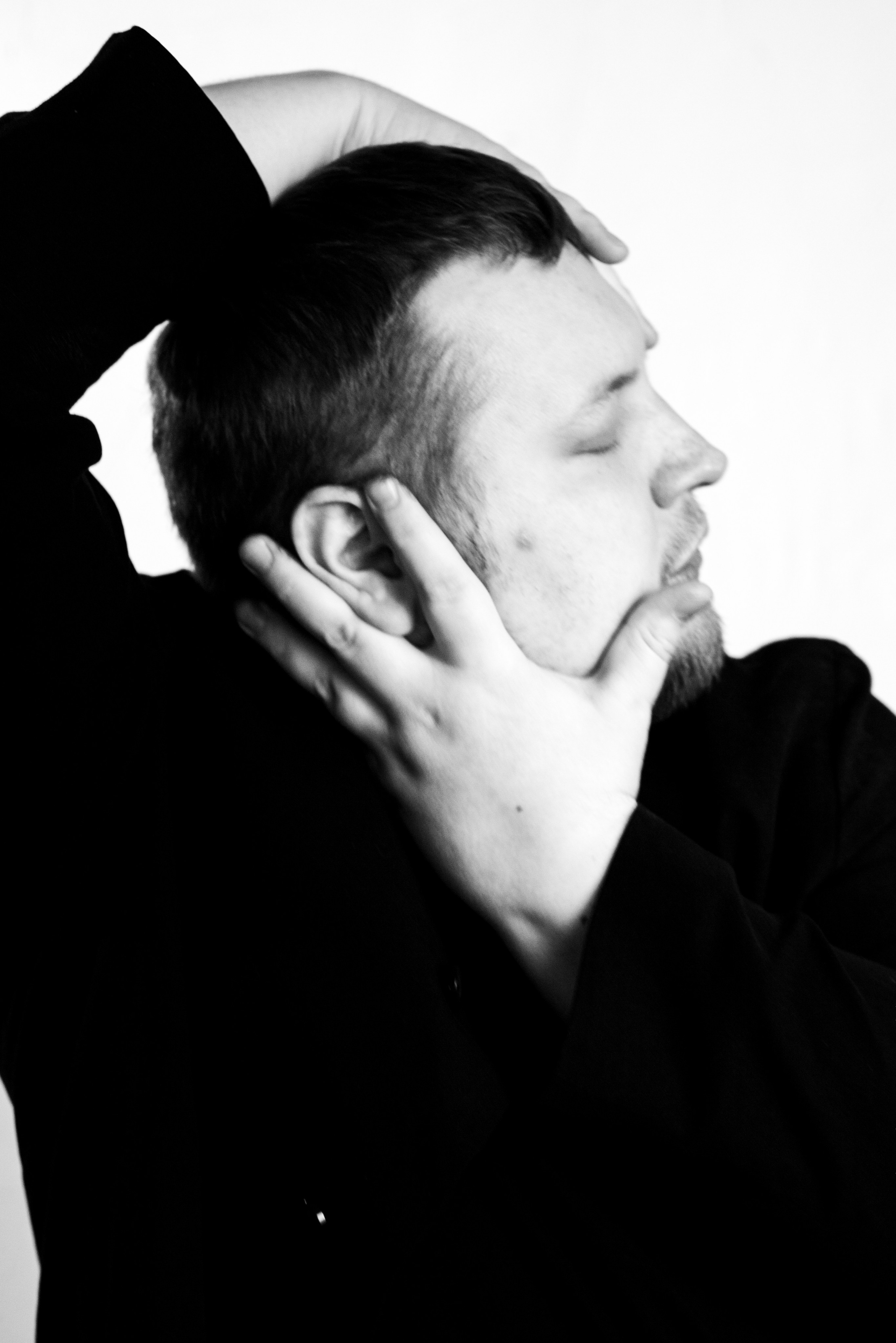 Кинорежиссёр Алексей Южаков. Фотосъемка и интервью. Фотограф в Тюмени Даша Михнова. Портреты, фотопроекты, фотодни