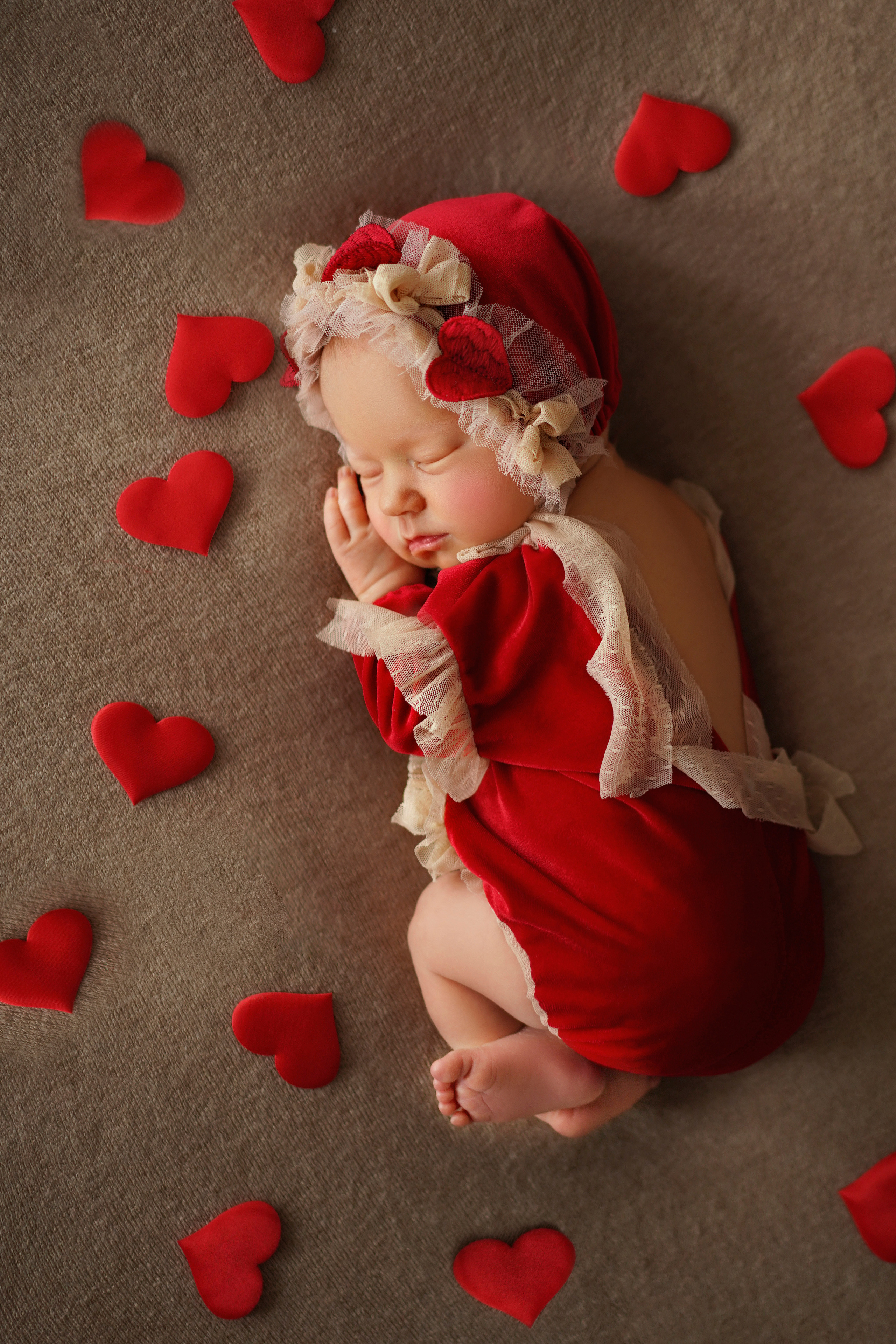 Новорожденные. Классика. Фотограф новорожденных беременных в Тюмени Ткачук Татьяна