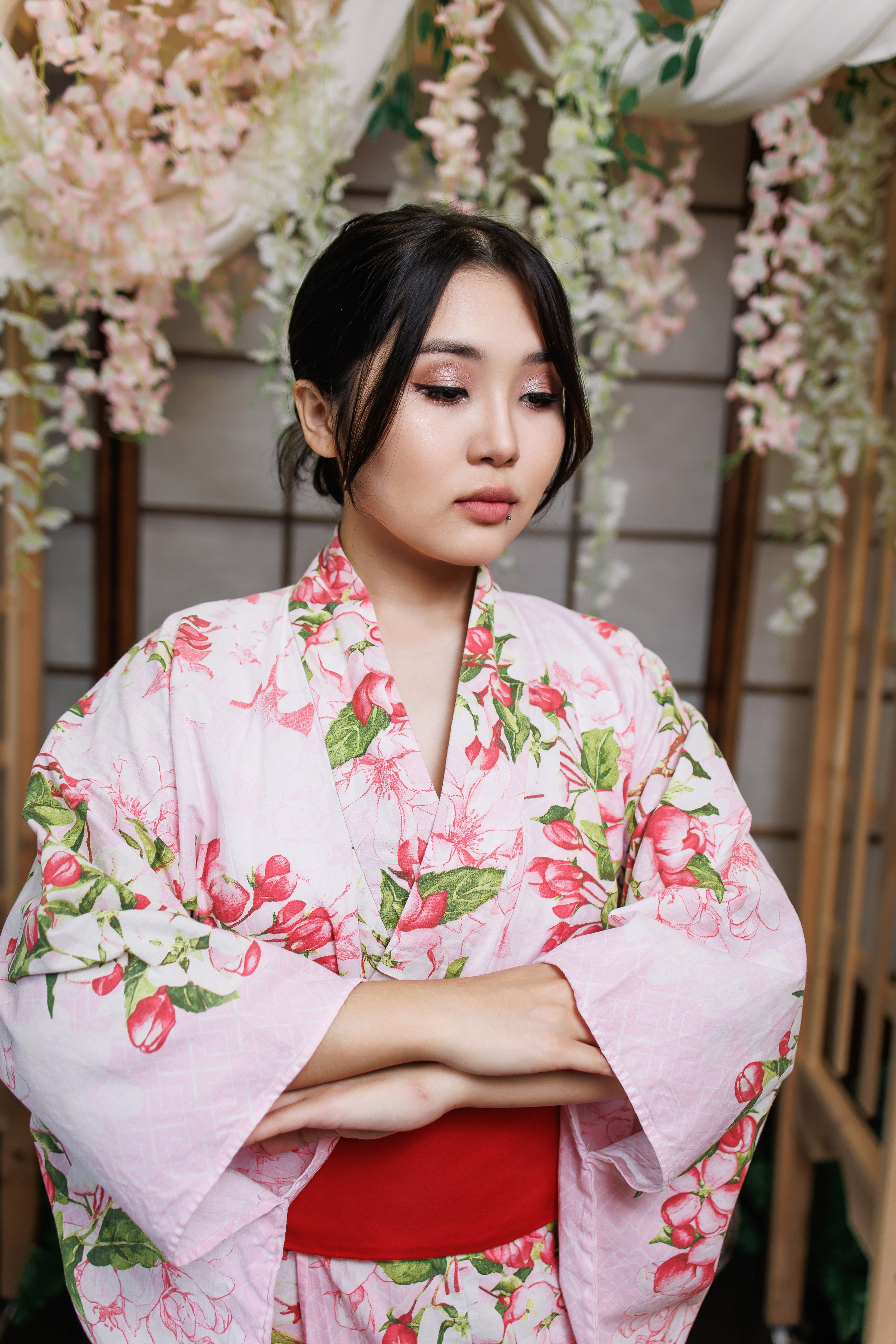 Кимоно и восточные образы. Интерьерная фотостудия Background в Омске