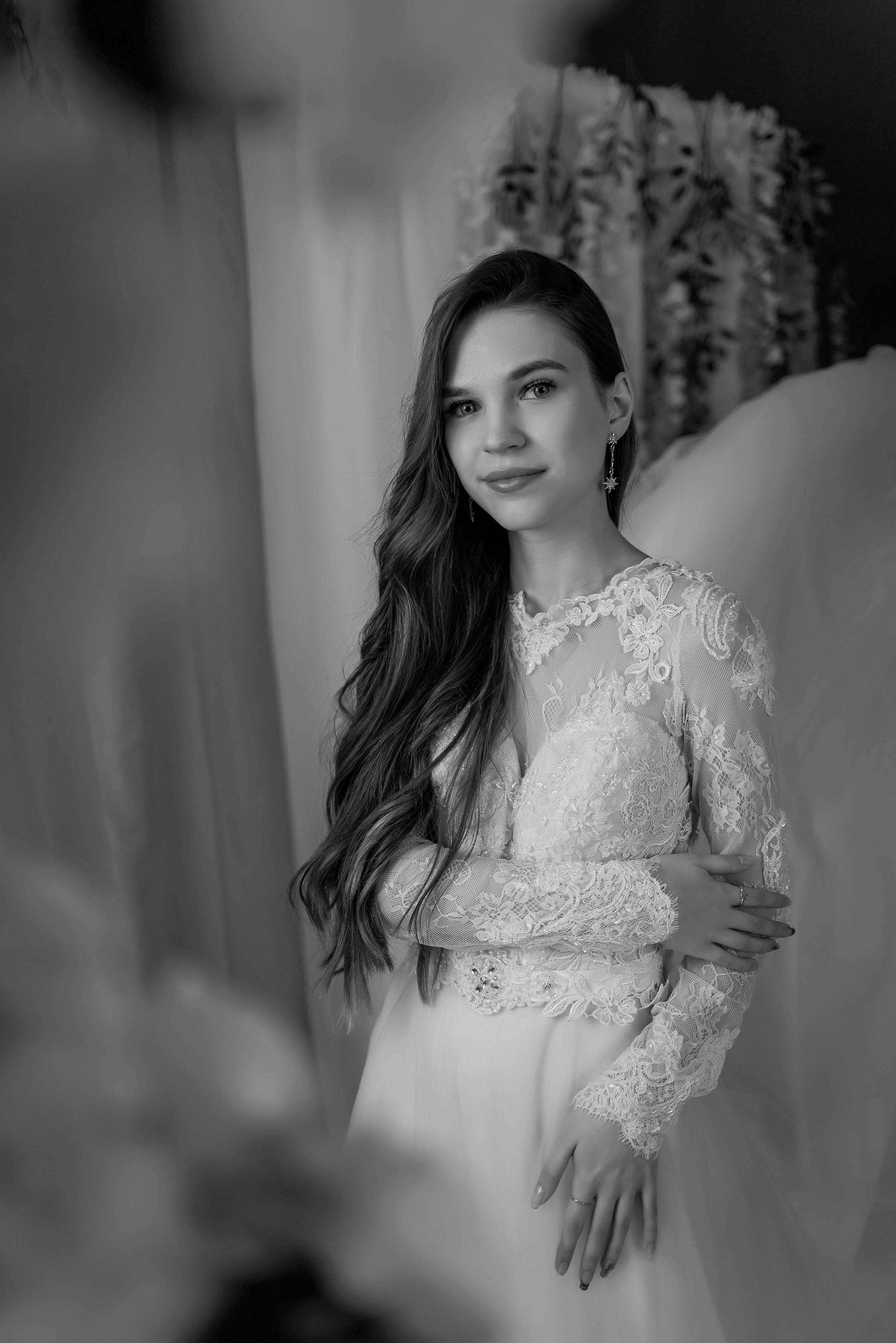 Длинные платья. Интерьерная фотостудия Background в Омске