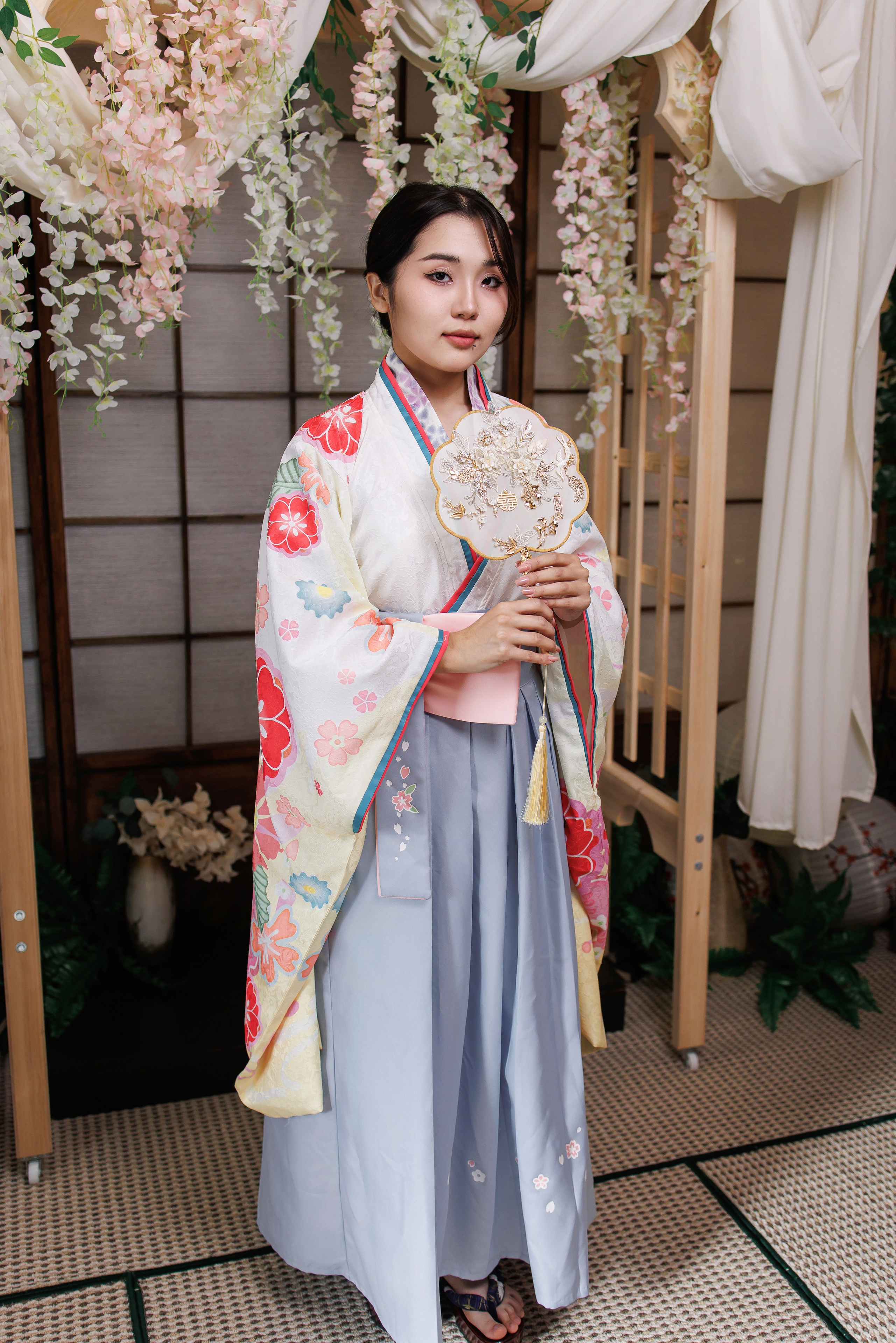 Кимоно и восточные образы. Интерьерная фотостудия Background в Омске