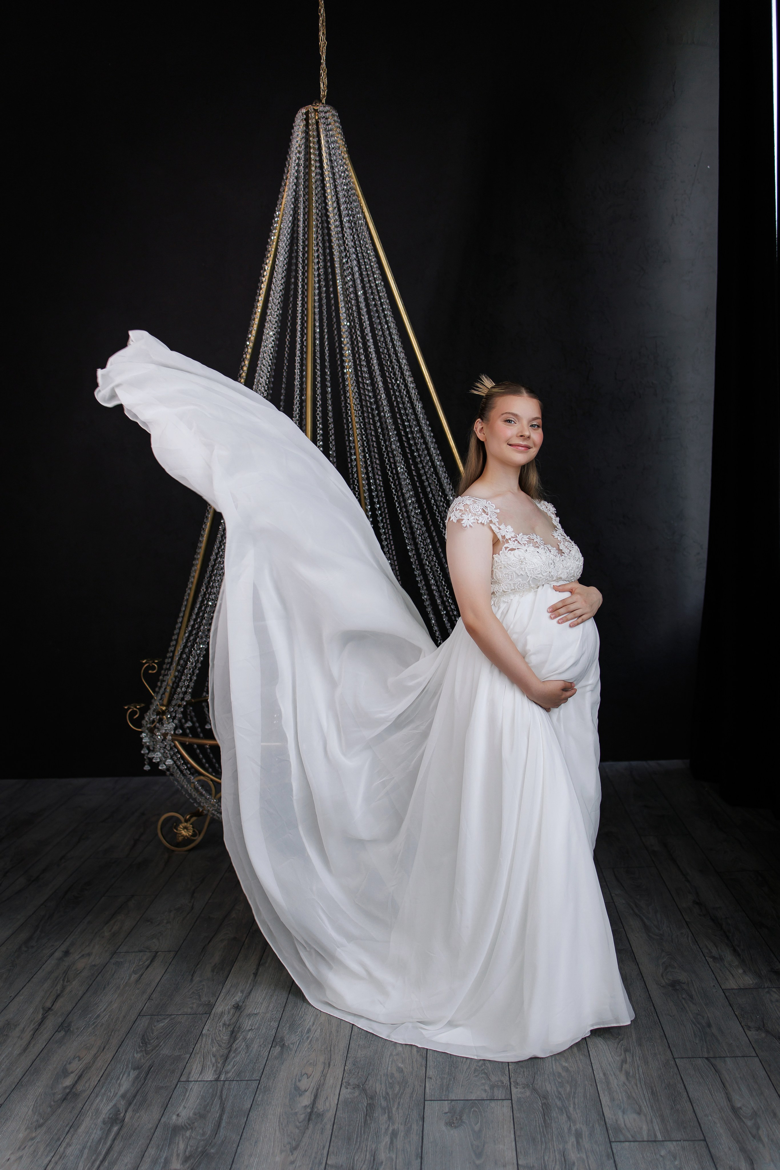 Новогодний период. Интерьерная фотостудия Background в Омске