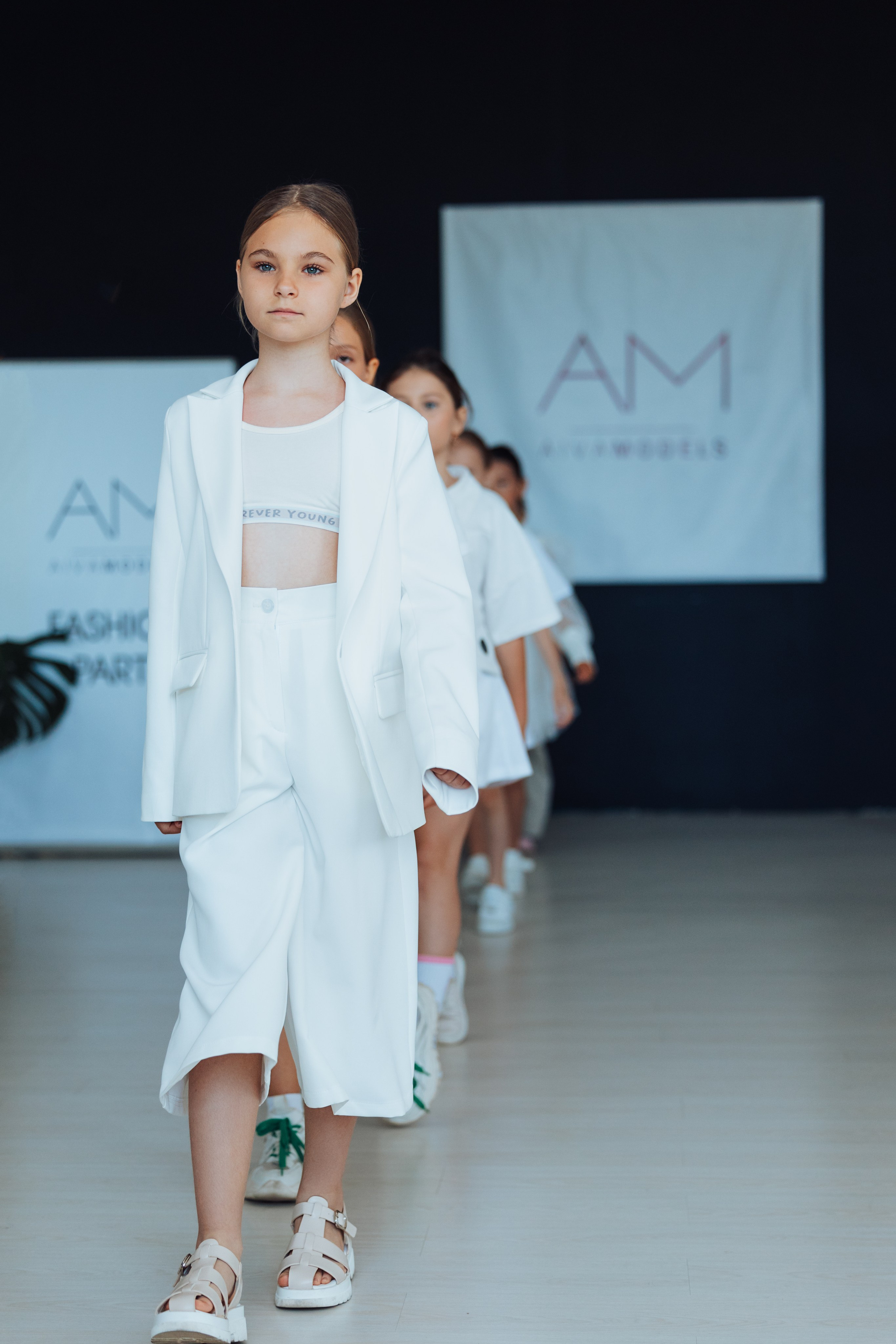 Дисциплины школы. Модельная школа Aiva Model