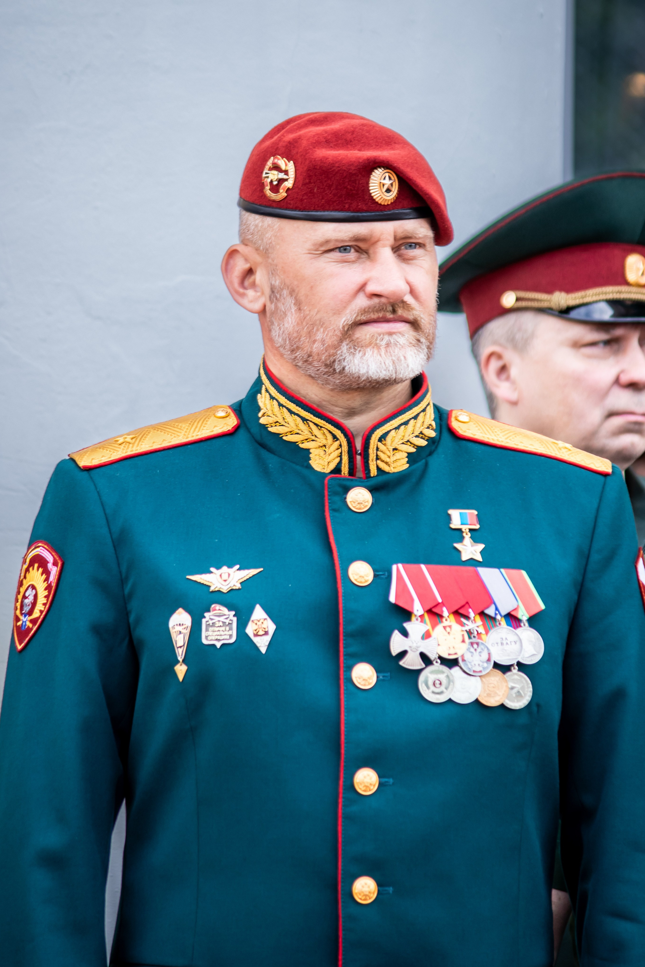 портрет мужчины в парадной военной форме, фотограф Карасёва Елена герой России Белоглазов 