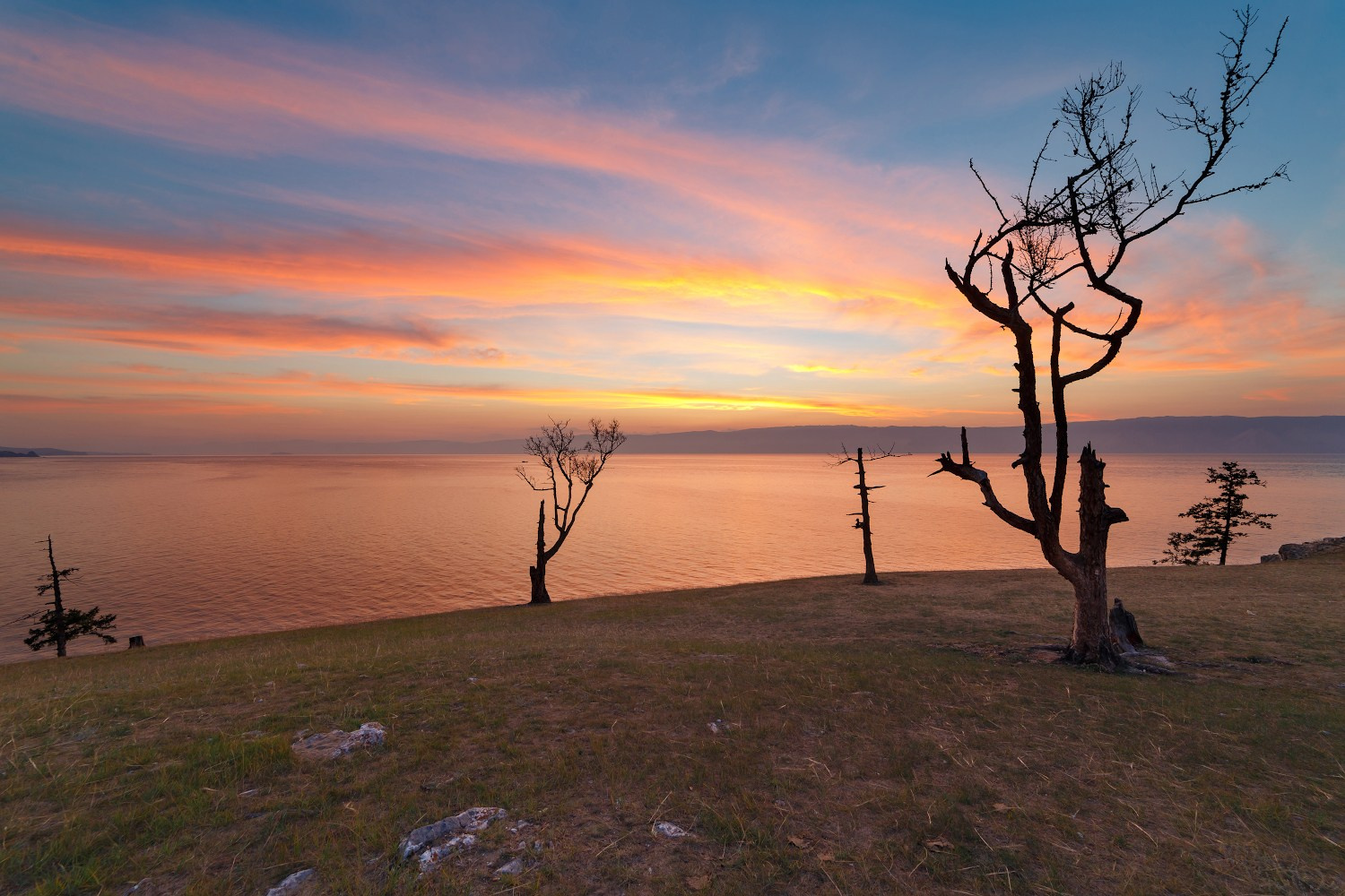 Летний Ольхон. Всё лучшее за 4 дня. Илья Буянов, гид по Байкалу, фотограф — baikalsky.com