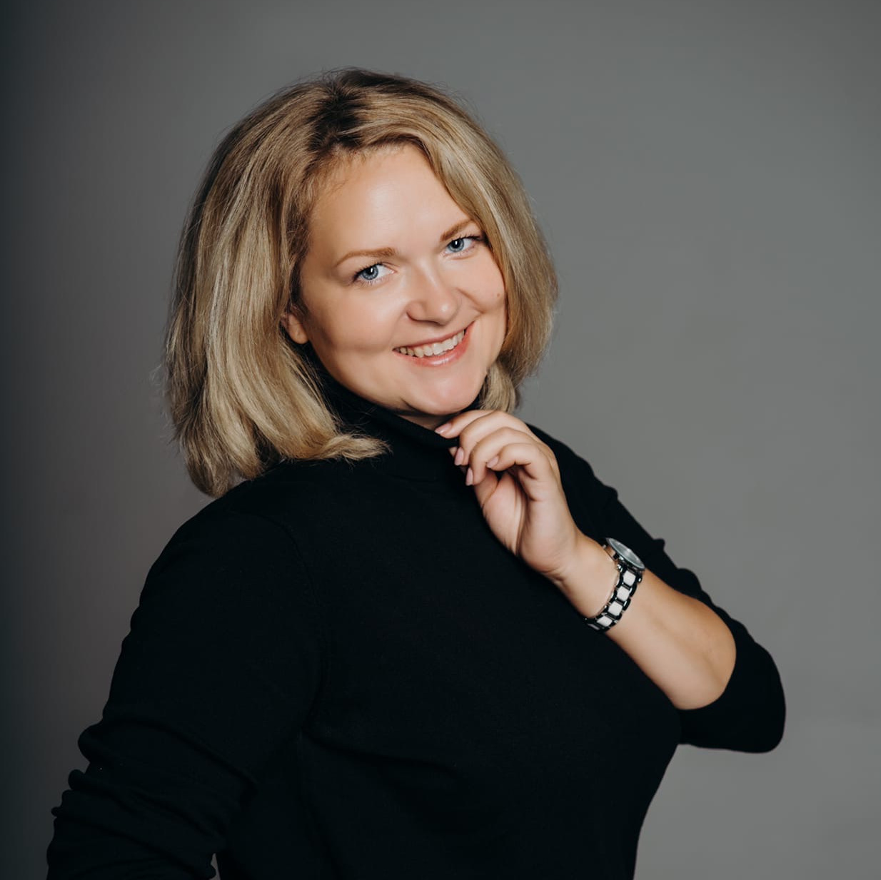 Контакты. Видеограф в Санкт-Петербурге Юлия Ермакова