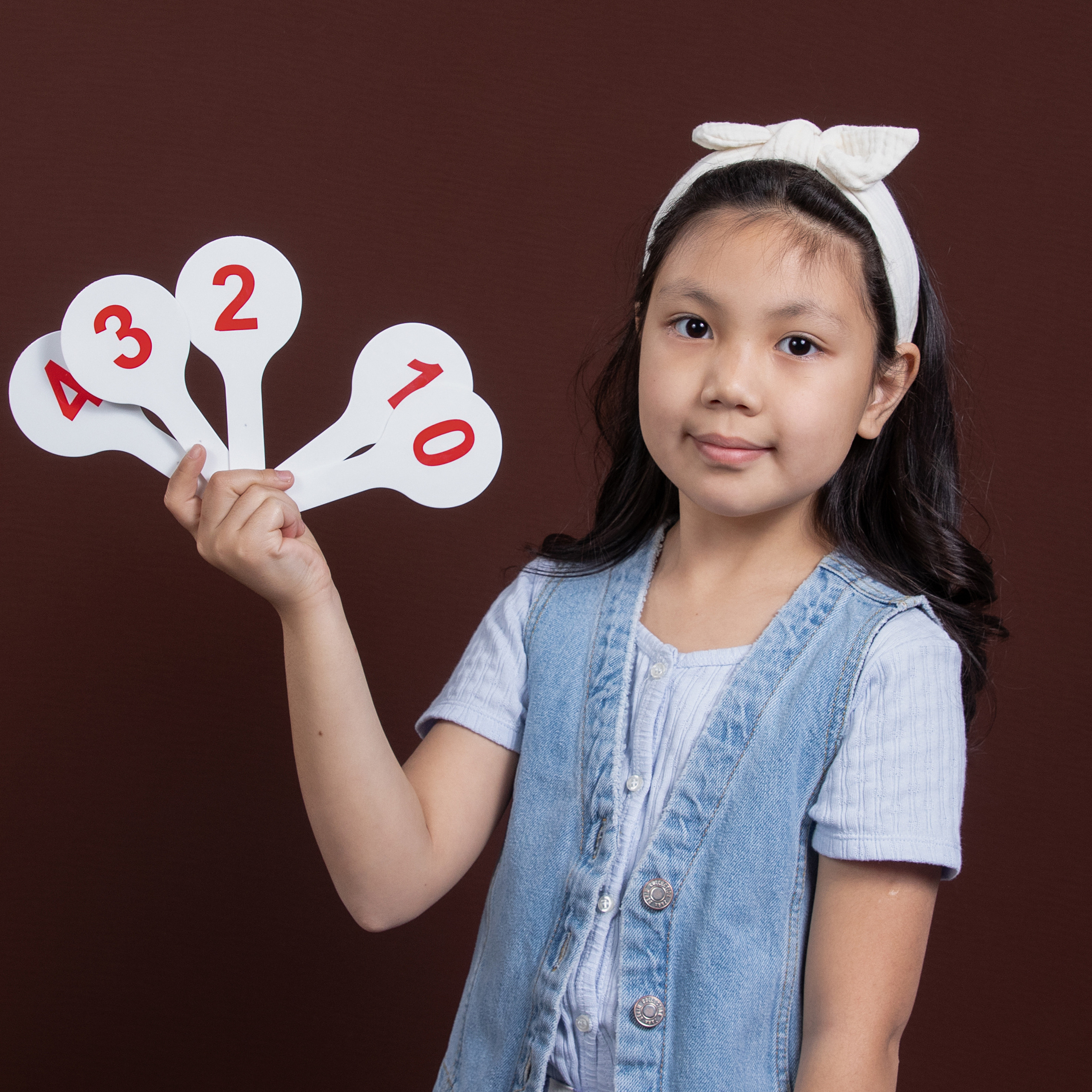 Стильные, современные фотокниги для школьников Алматы. Детский фотограф в Алматы, виньетки, выпускной альбом Алматы