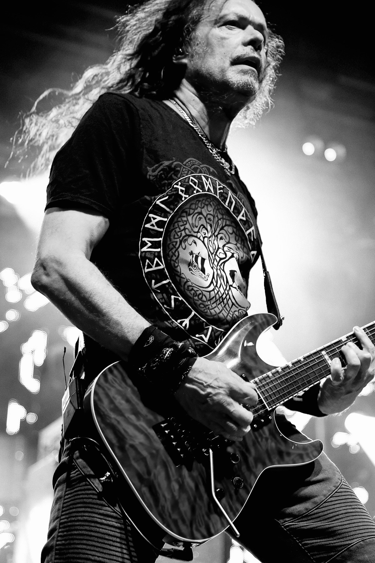 репортажный фотограф краснодар сьемка концертов в краснодаре  сьемка спектаклей в краснодаре сьемка мероприятий в краснодаре сьемка корпоративов ария  ария в краснодаре  концерт арии репортажная сьемка в краснодаре