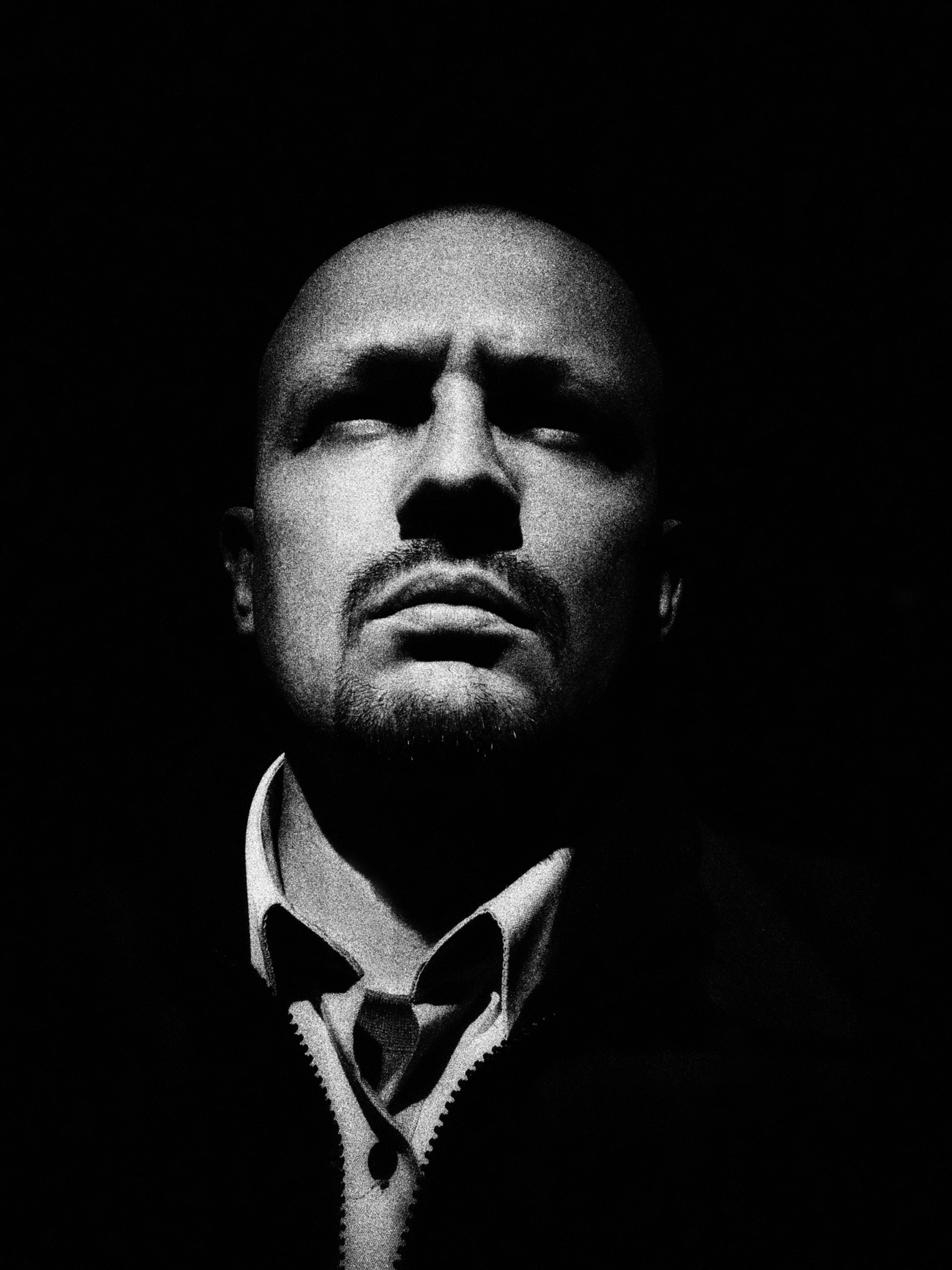 Контакты. Петр Гуторов. Фотограф Москва