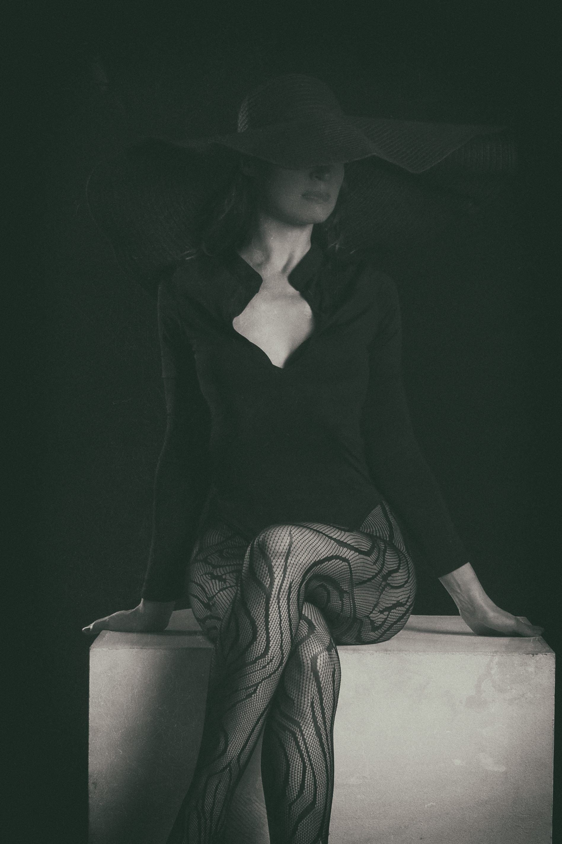 FORM AND VOID. Yulia Yurchevskaya | Art Director & Visual Visionary