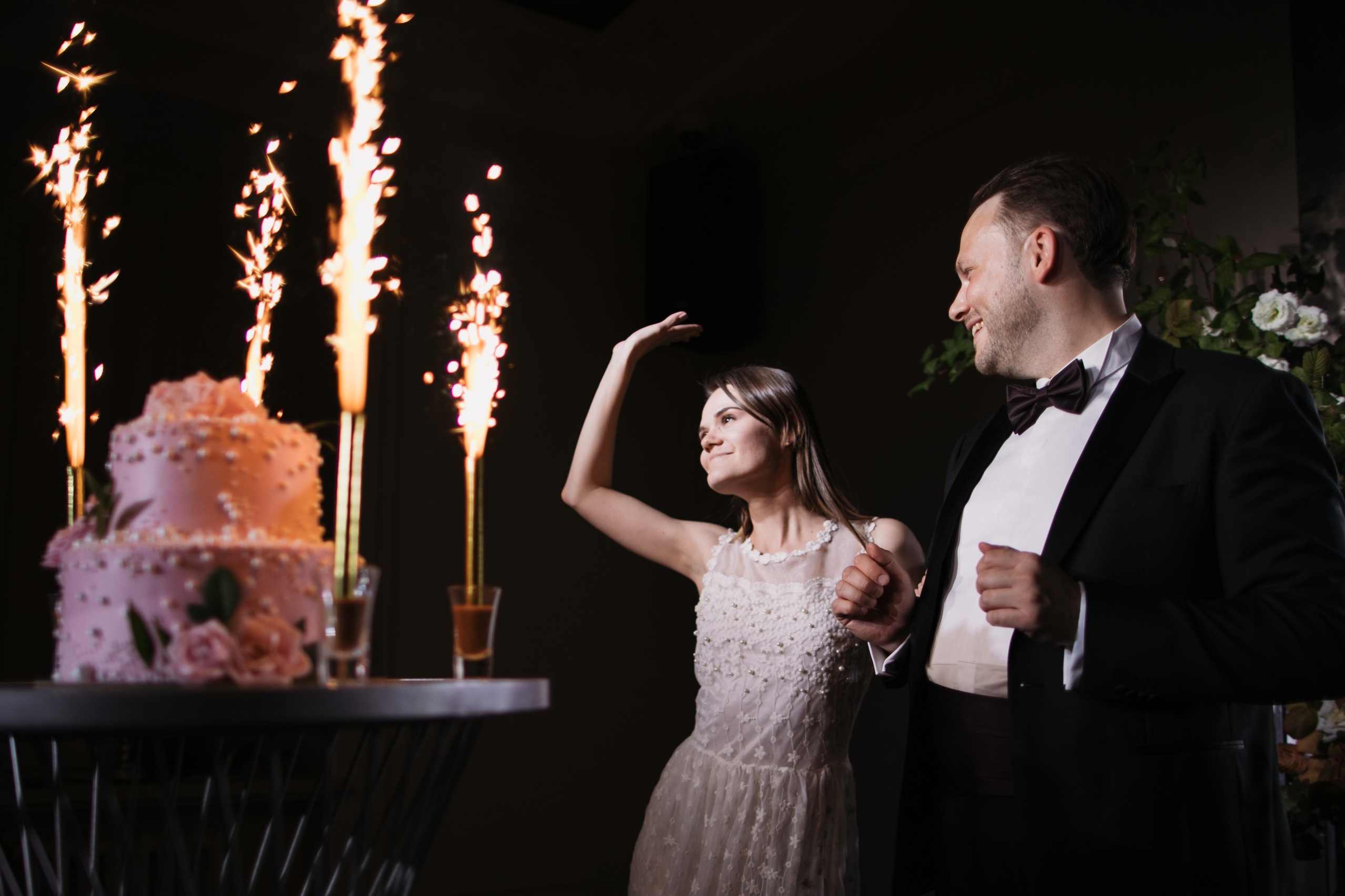 Как сэкономить на фотографиях на свадьбе. Свадебный фотограф в Москве Аля Загирова