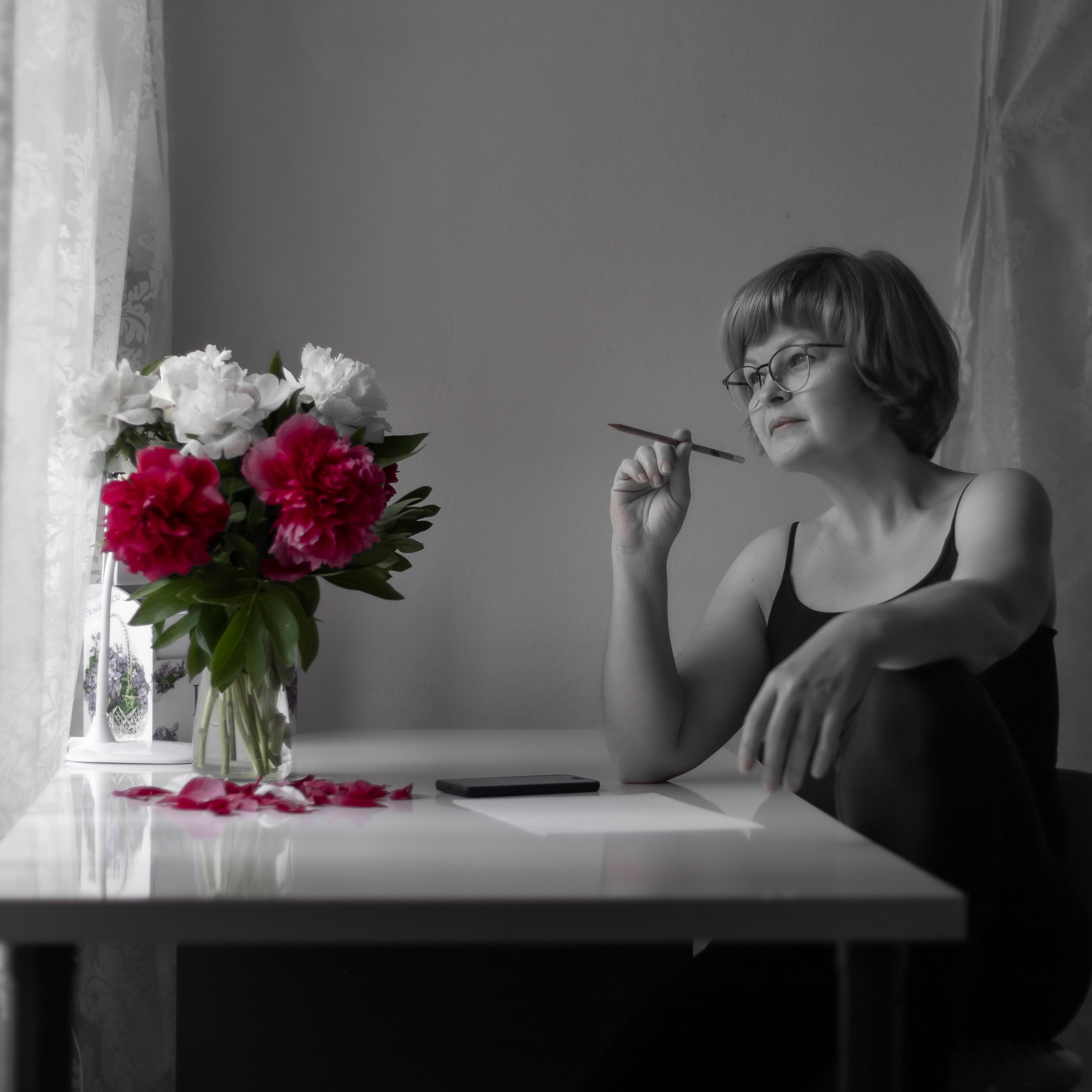 Контакты. Портретная и индивидуальная фотосъёмка в Граце и Тюмени