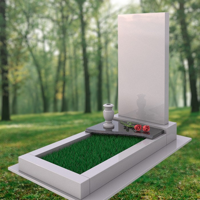 Полки на цветниках. Granum-memorial