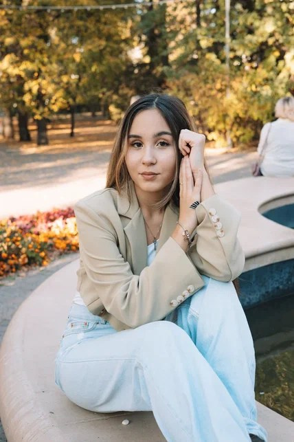 Фотосессия у фонтана в парке | Романтический фотодень «Сказка». Профессиональный Фотограф в Казани Яна Забелина