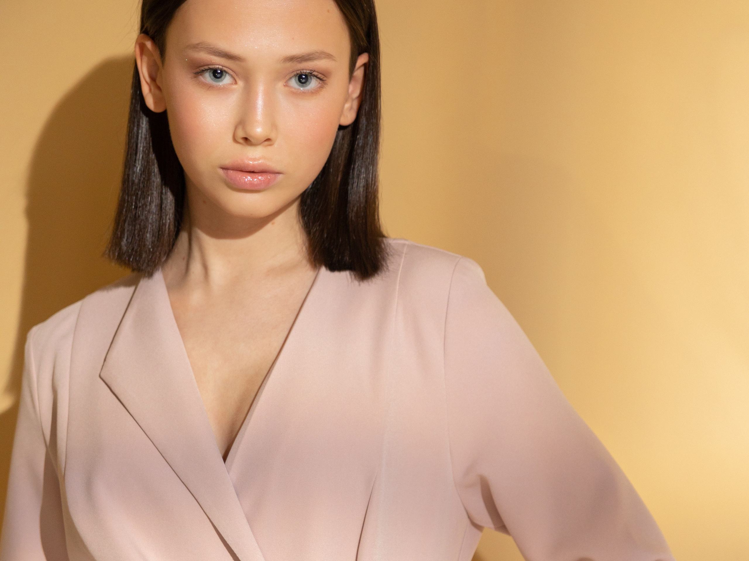 Каталожная съемка одежды lookbook — коммерческий фотограф Петрозаводск