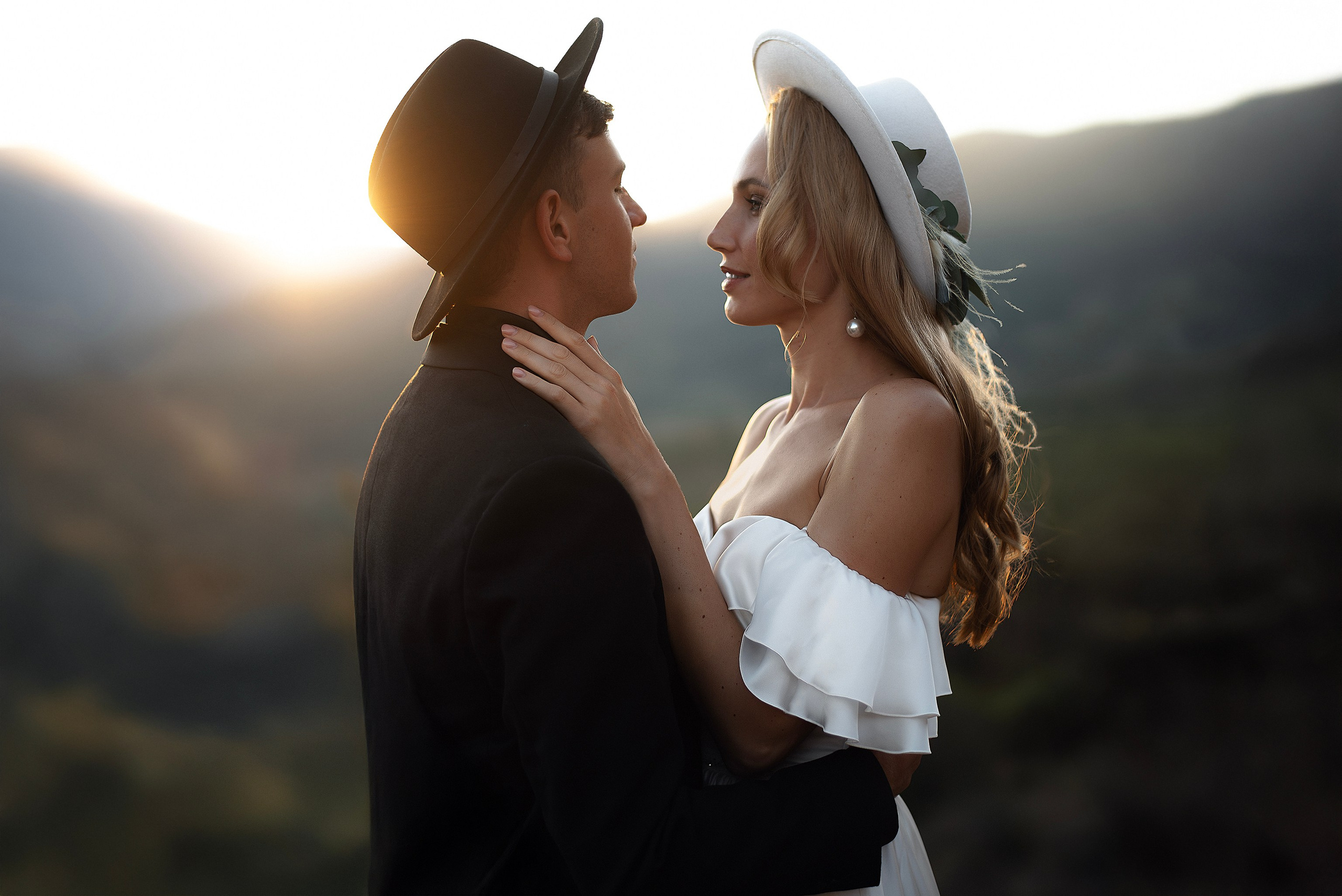 Свадебная фотосъёмка в Крыму и Севастополе. Авторские Фототуры и Фотосессии Крыму. Фотограф Дарья Исаенко