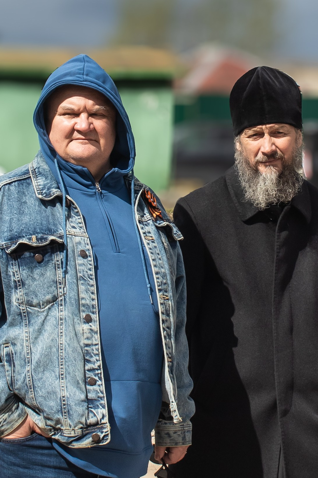 портрет двух мужчин на улице, фотограф Карасёва Елена