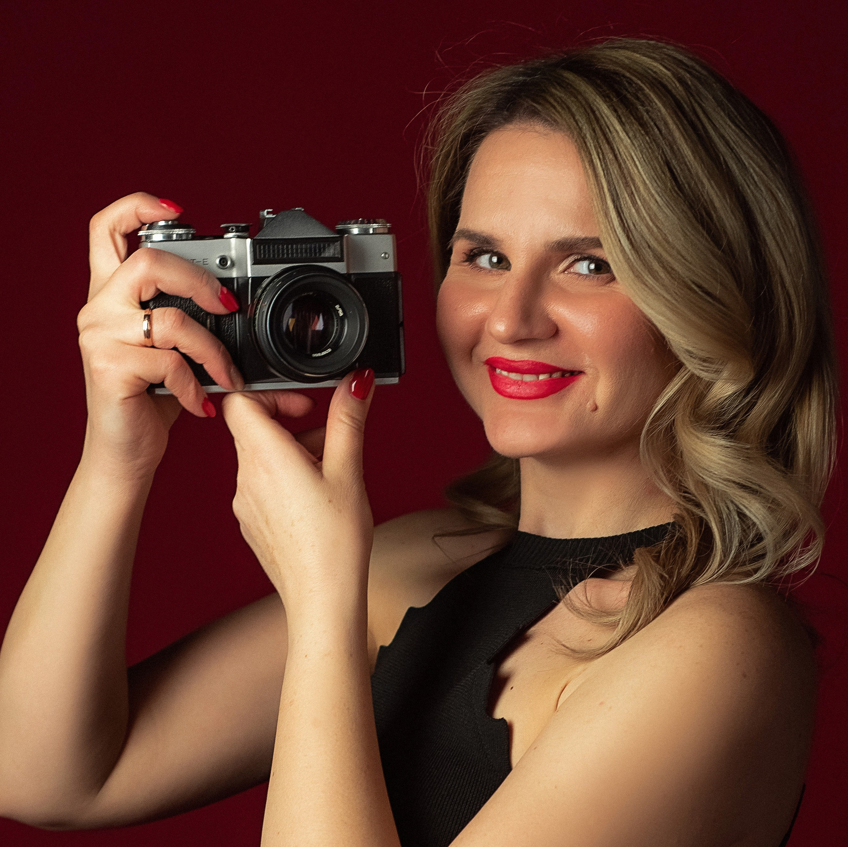 Контакты. Фотограф Анастасия ГУДКОВА