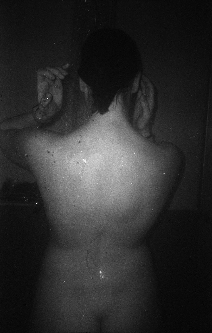 Bathing / Парение (2021-). Фотограф Ника Оксенчук