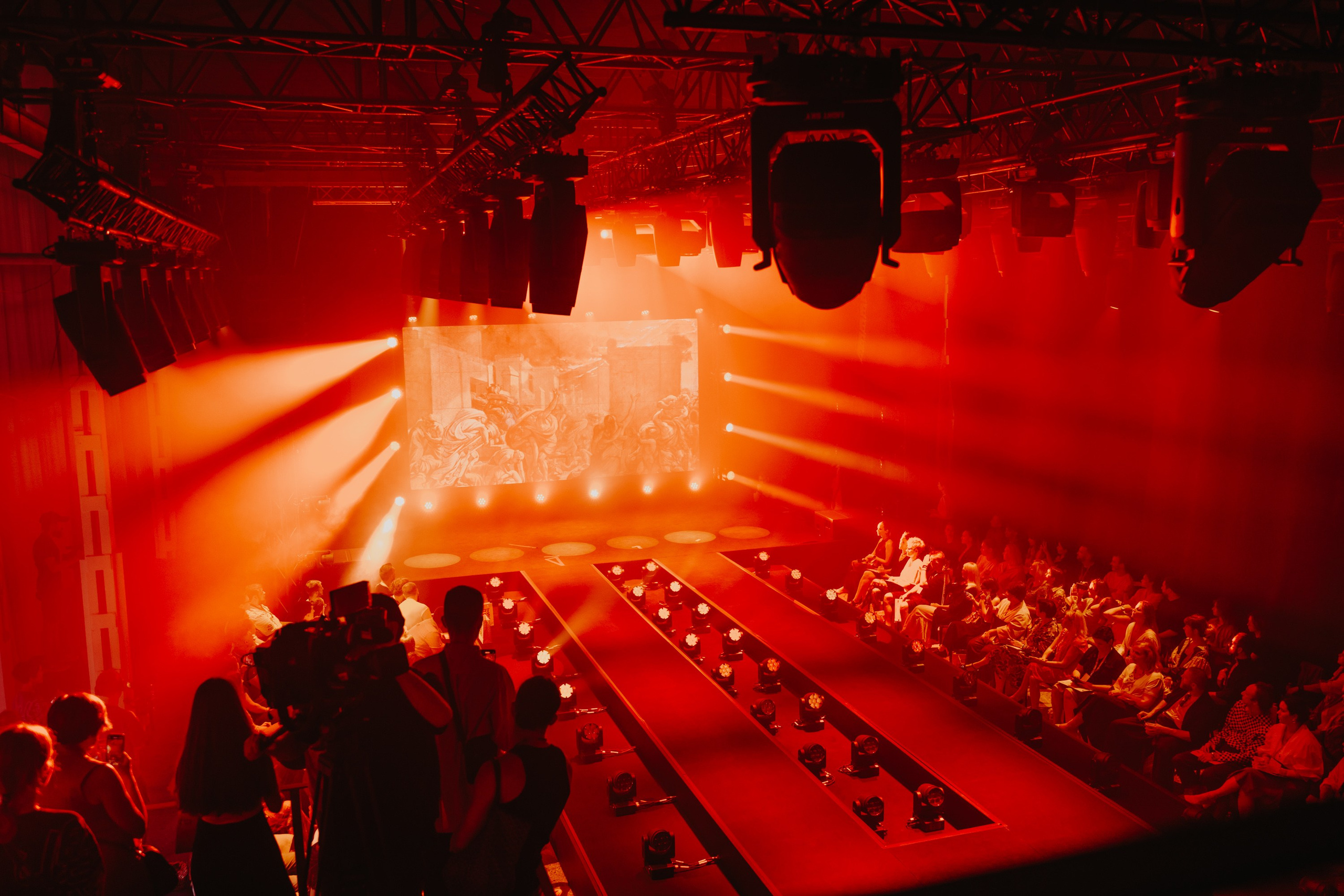 Резюме. Художник по свету Максим Сергачев