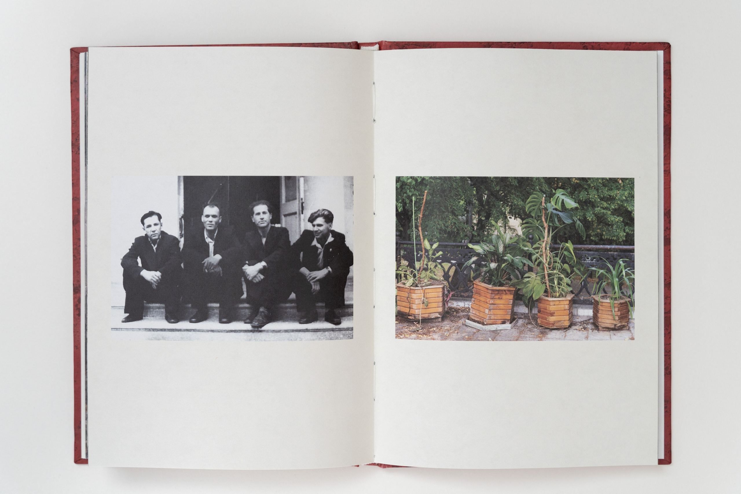 Кругом кажется весело — Александр Барановский