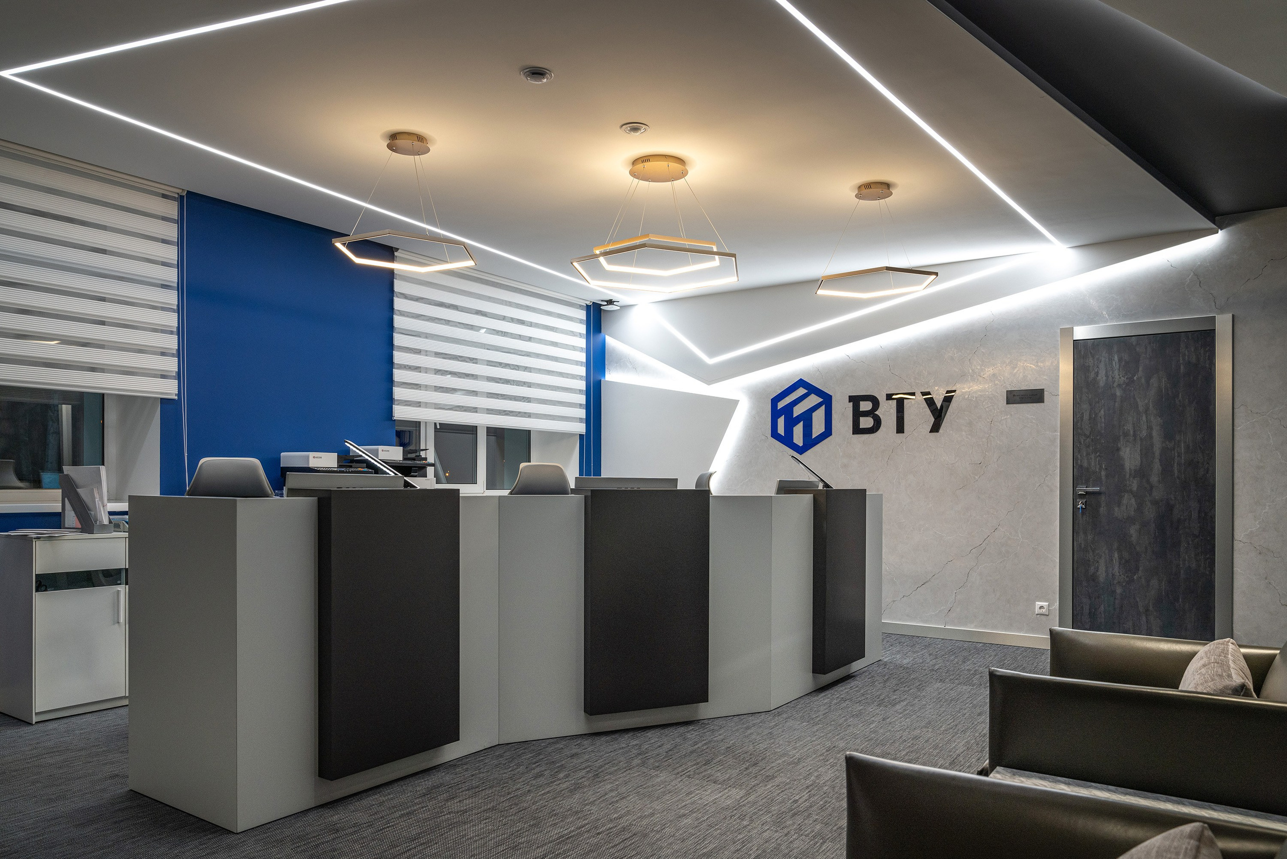 КОММЕРЧЕСКИЕ ИНТЕРЬЕРЫ. Архитектурно-дизайнерское бюро ROOMS