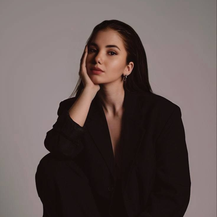 Контакты. Портретный фотограф Йошкар-Ола Кристина Ануфриева