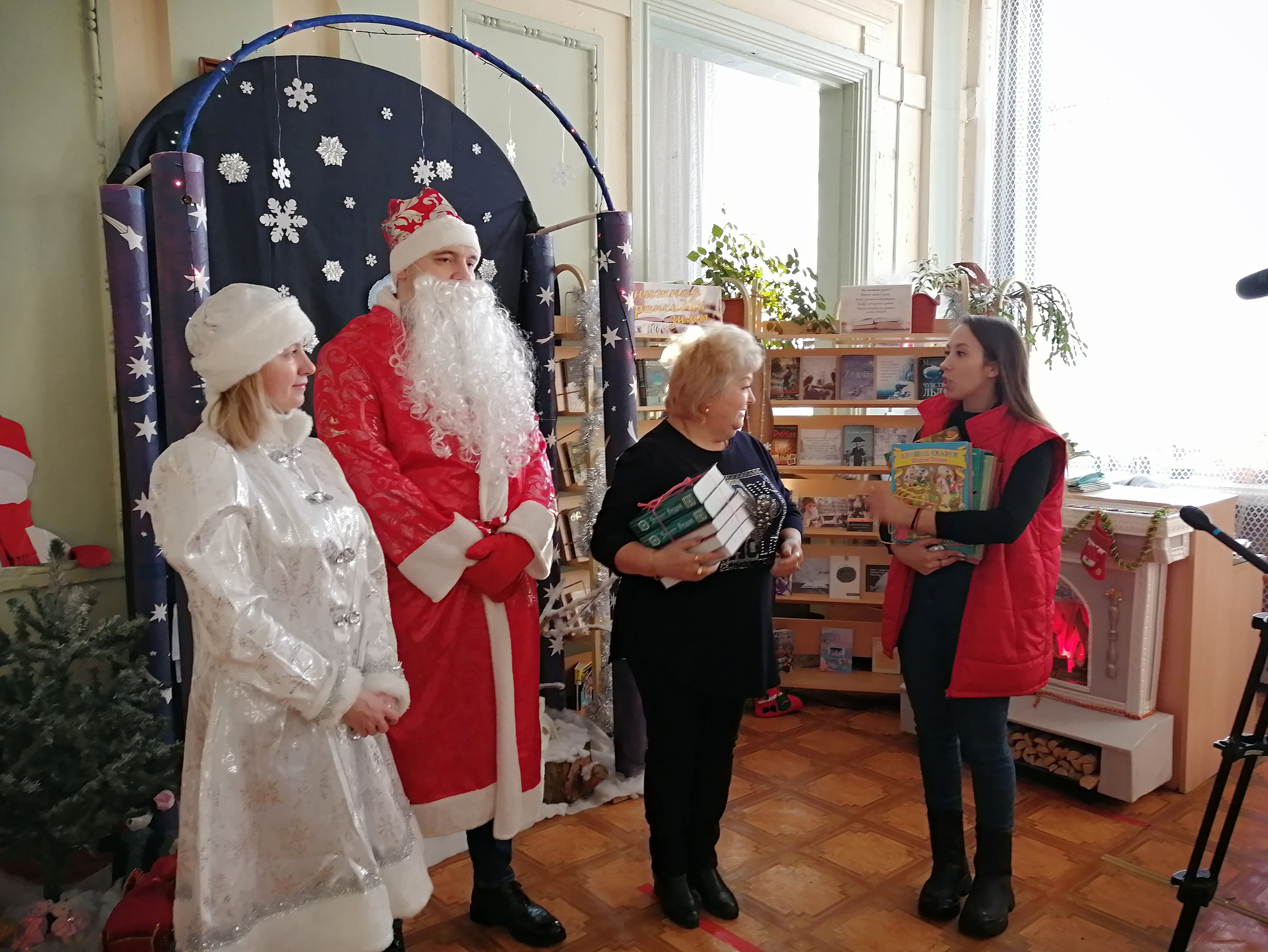 «Стань Дедом Морозом!». Фонд Мама