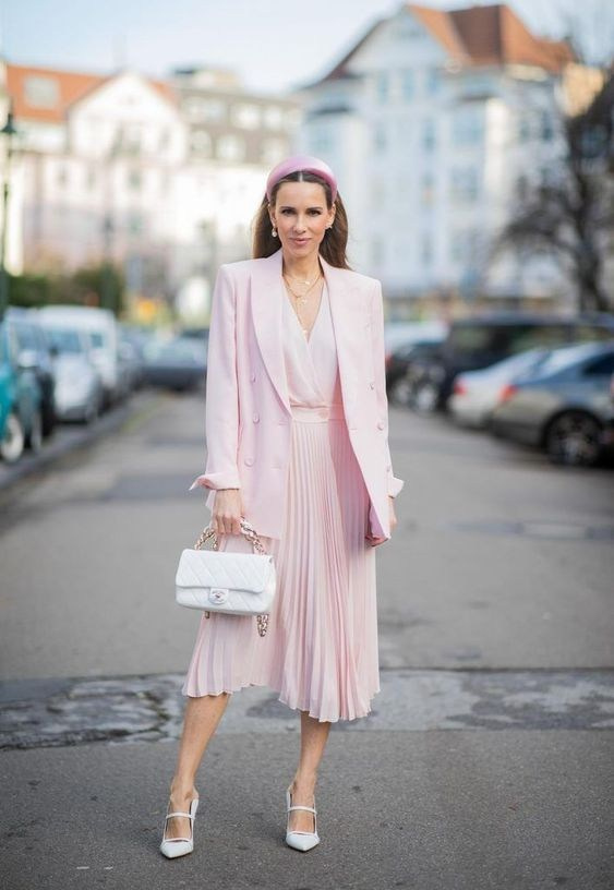 Подготовка к фотосессии в цветении. Женский фотограф в Москве Богдашкина Динара