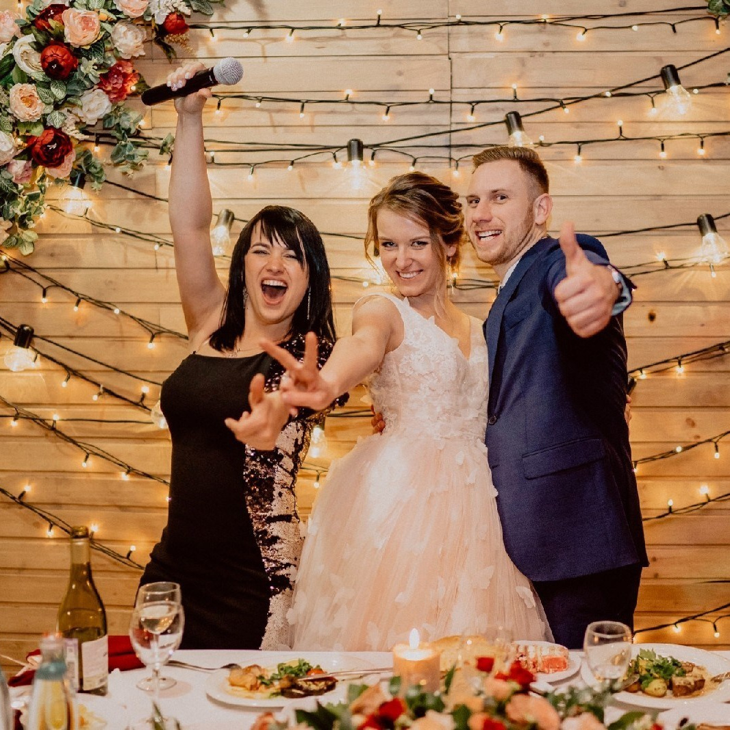 Для тех кому нужно больше отзывов. Ведущая на свадьбу, корпоратив, юбилей в Москве Бойчук Наталья