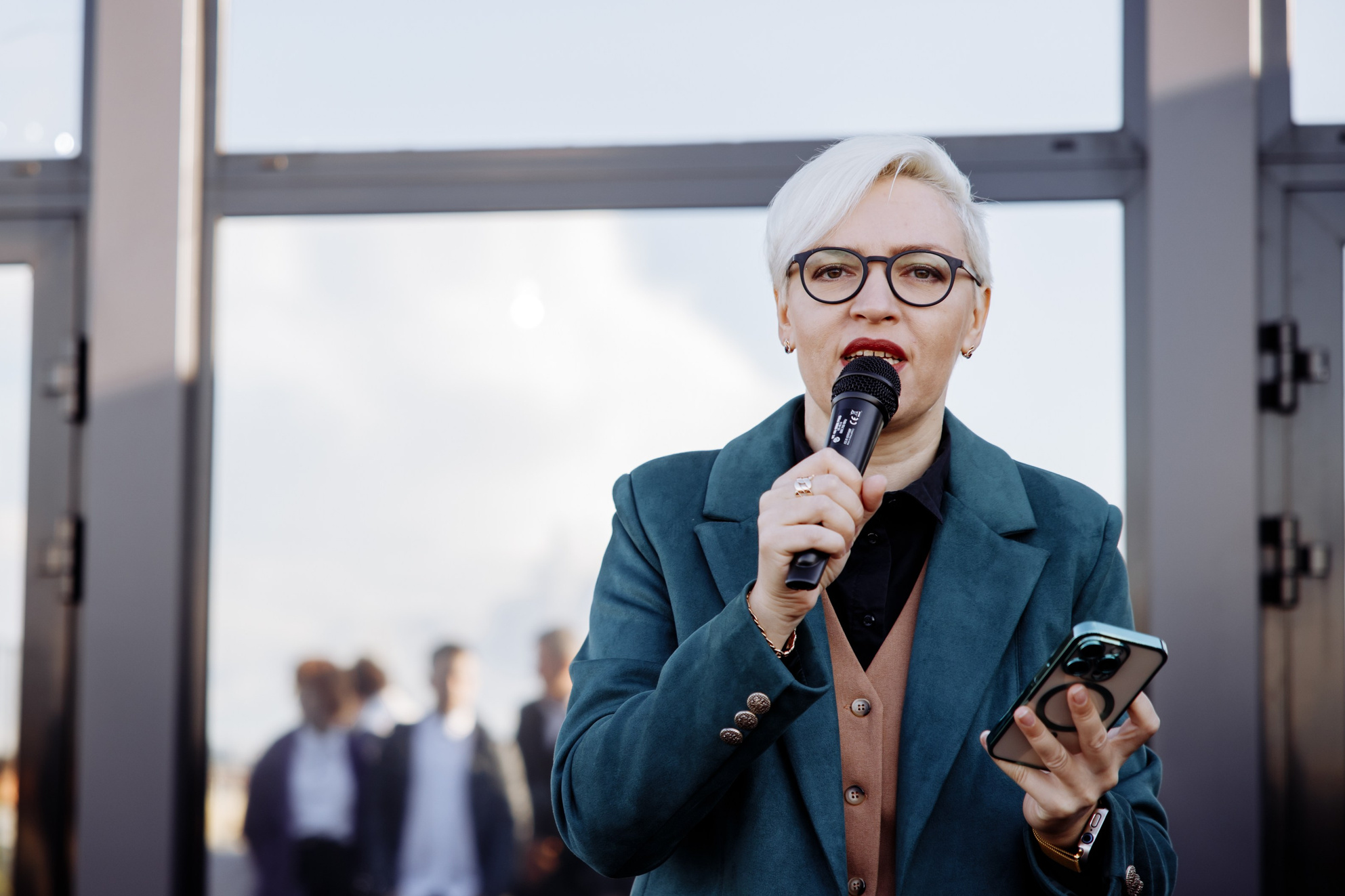 Ведущая в СПб Антонина Вербицкая | Свадьбы, корпоративы, юбилеи