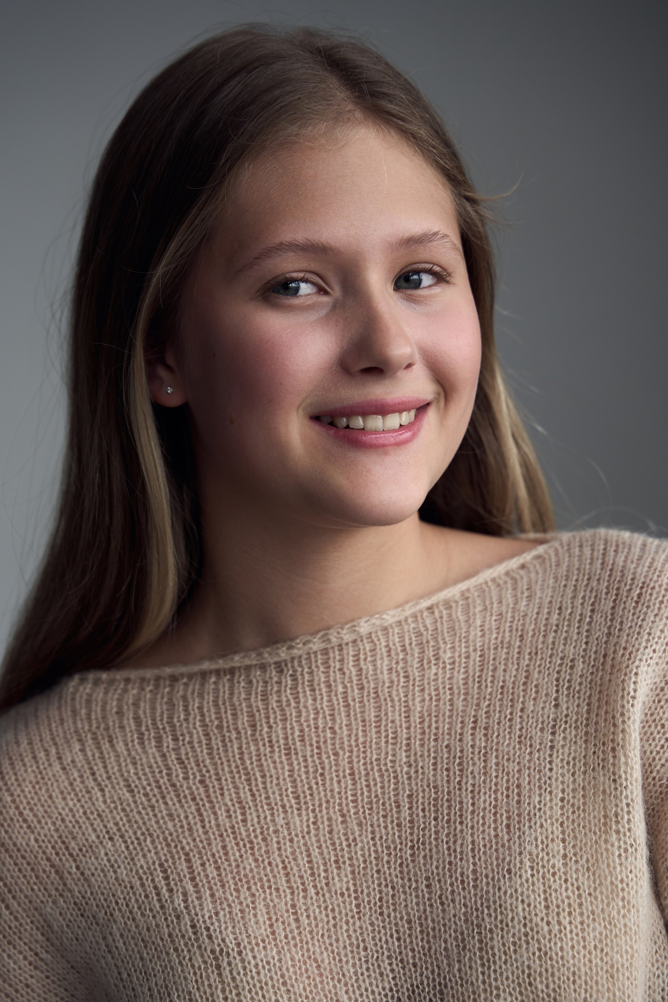 База моделей. Фотограф Полина Закирова