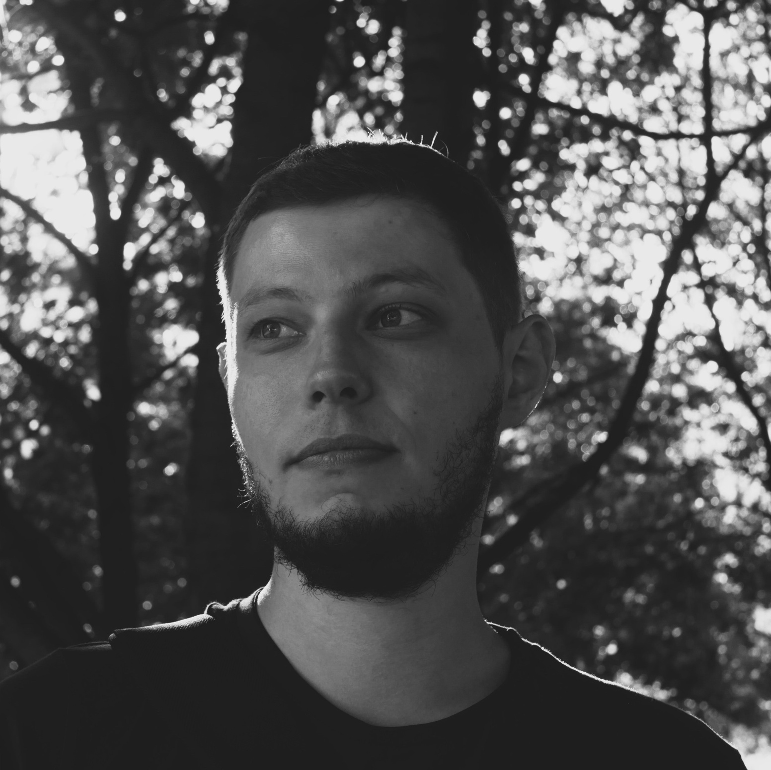 Сайт фотографа Елизарова Дениса. Студийные, Уличные, Индивидуальные фотосессии в Москве