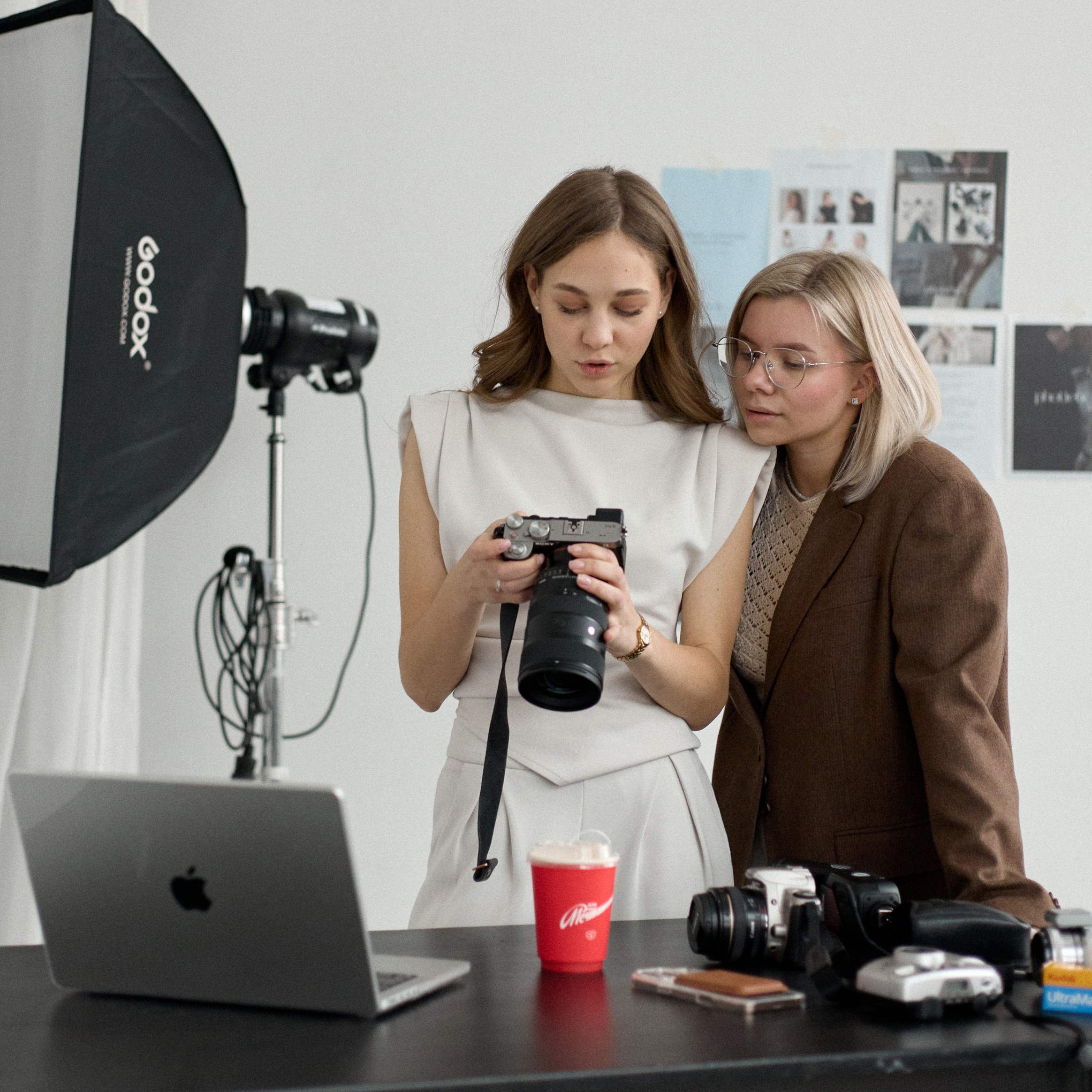 О нас. Фоттéтика / фотоагентство в москве / фотограф москва