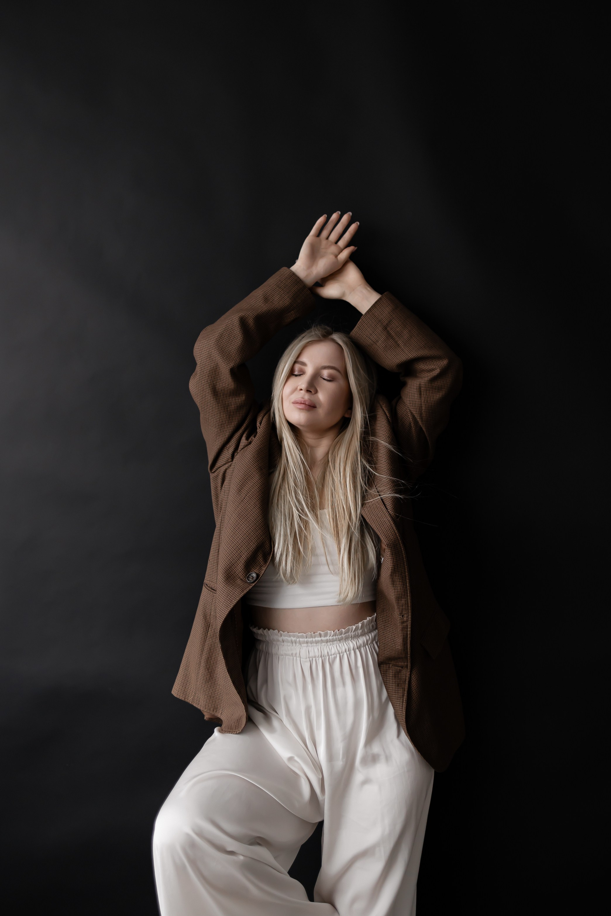 Контакты. Свадебный и семейный фотограф в Казани Aileen