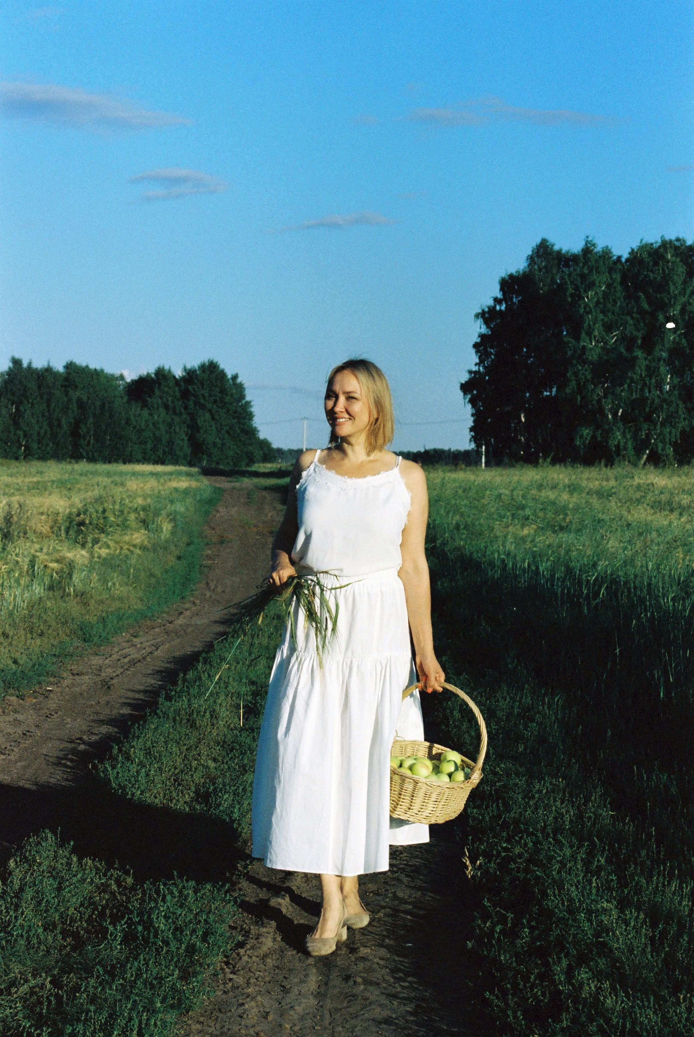 Первые пленочные кадры. Фаниса Портретный фотограф в Тюмени