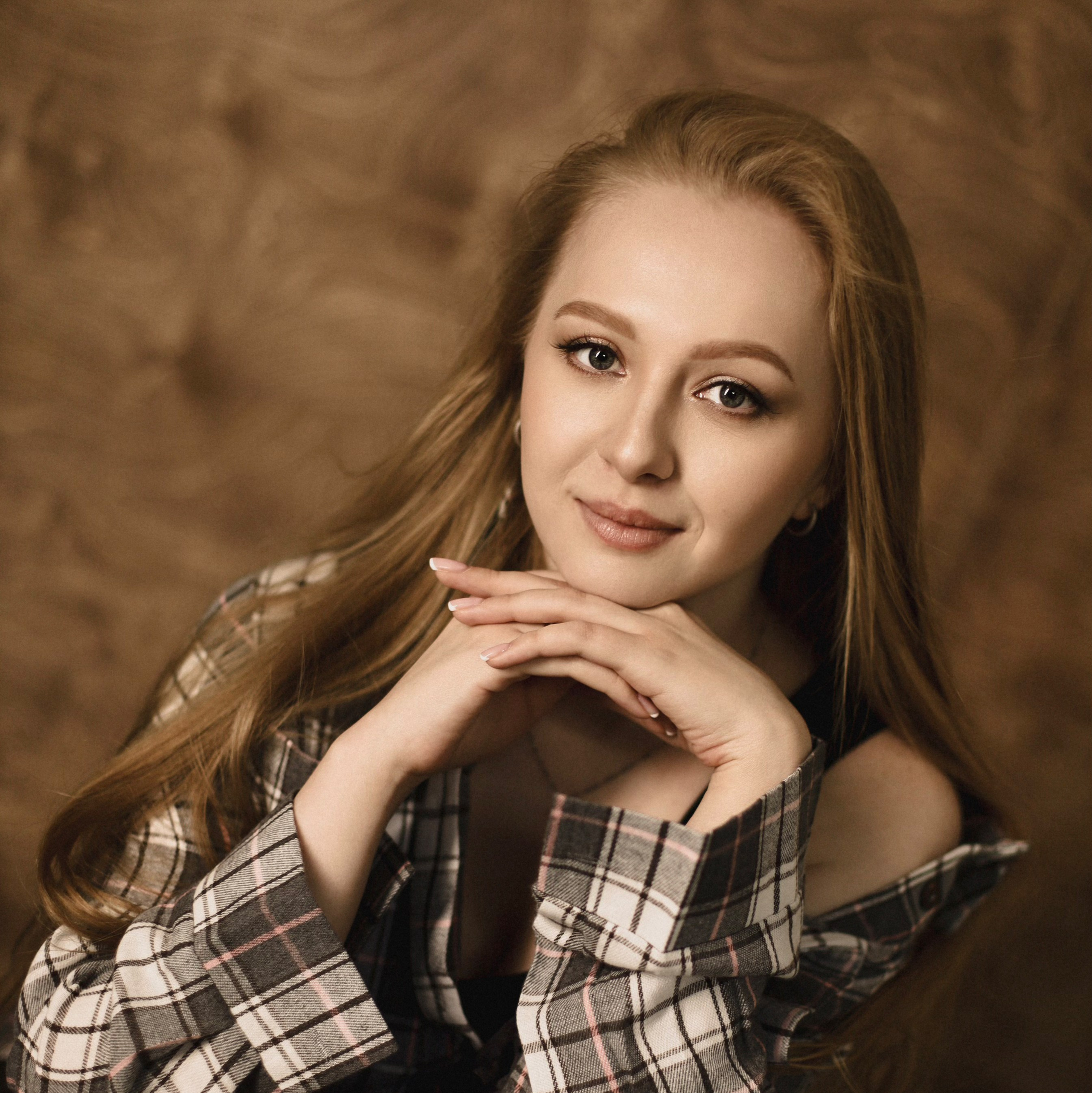 Контакты. Главная