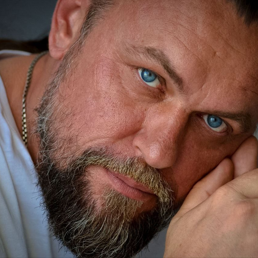 Контакты. Павел Шупрут Артист