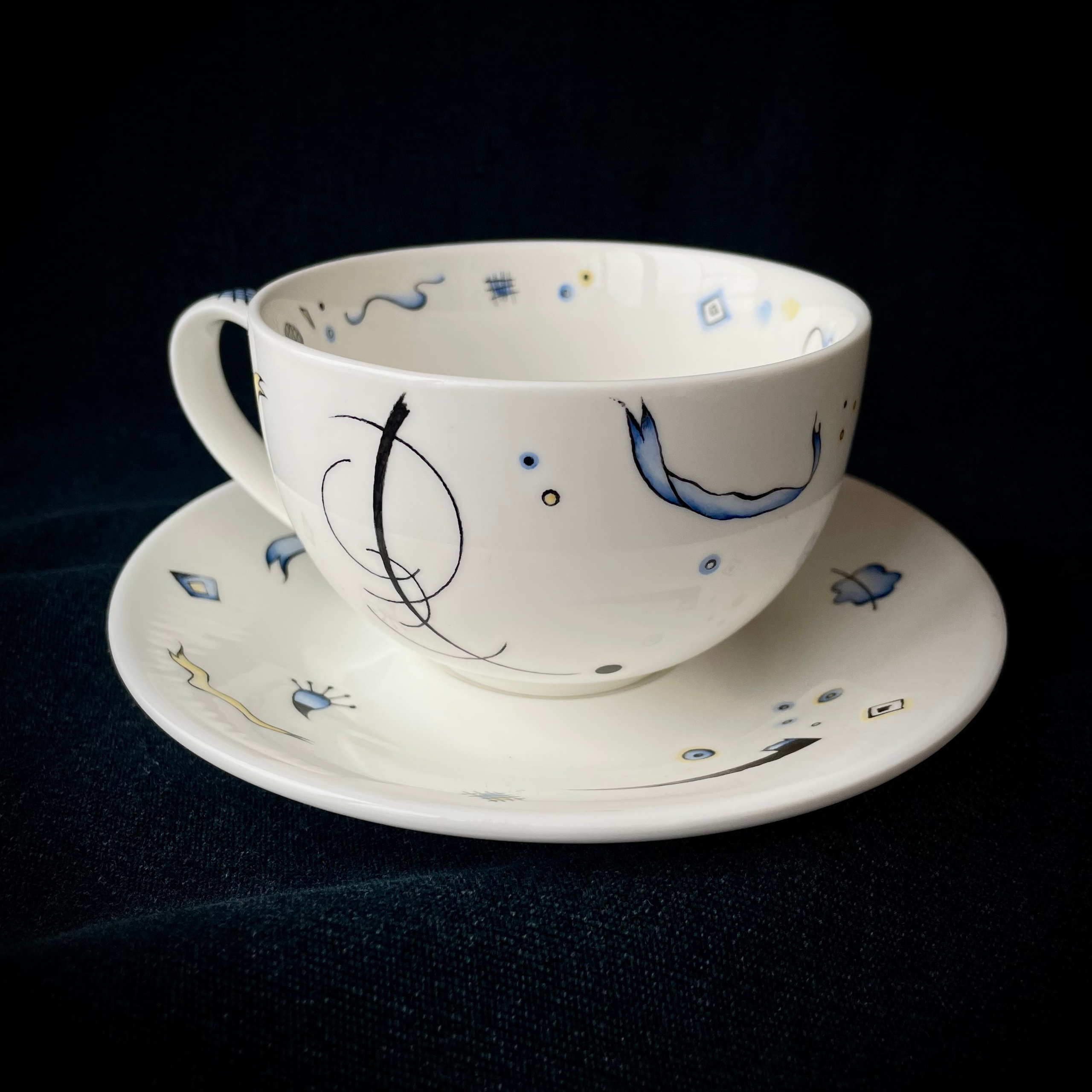 Чайная пара «Василий Кандинский. Морское сражение». Роспись Фарфора в Санкт-Петербурге