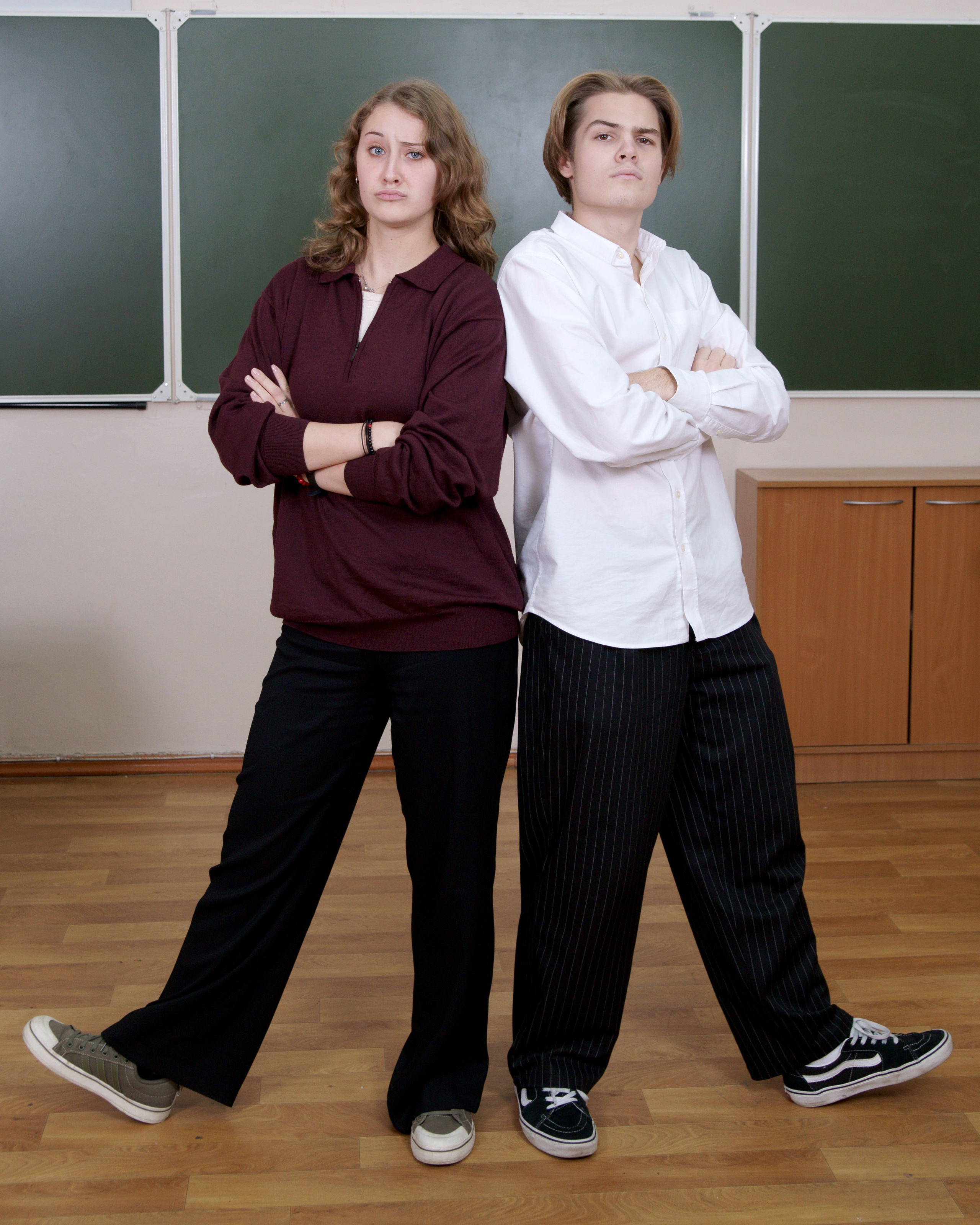 Выпускные альбомы для 9,11 класса в Иркутске — Цены