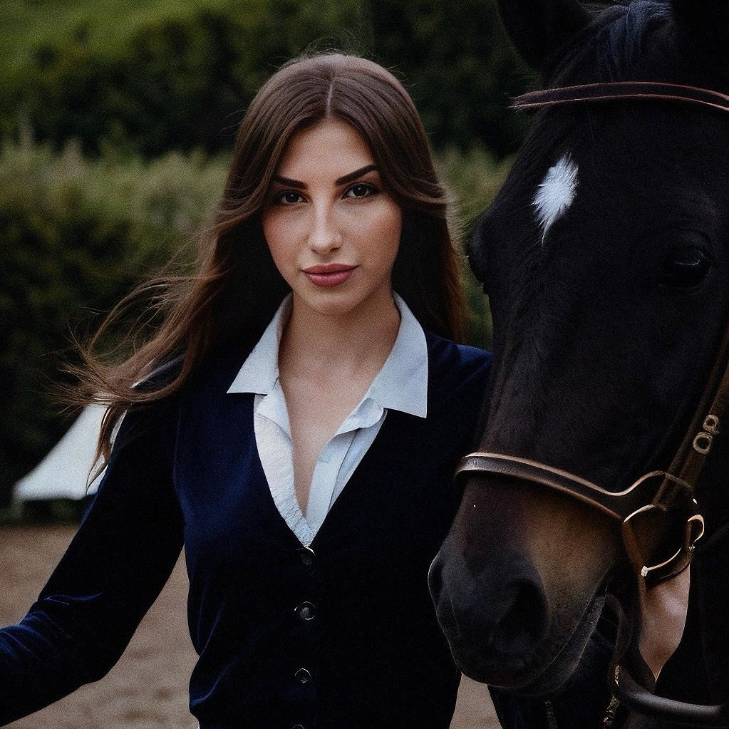 Фотограф- Видеомейкер в Новороссийске Эмма Усманова