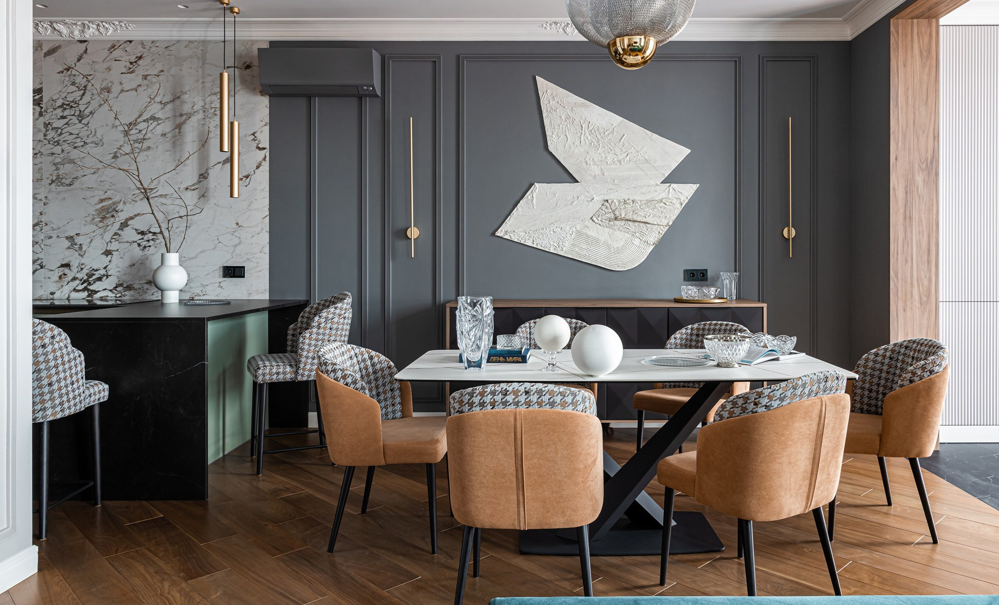 Юлия Чудинова - дизайнер интерьера. L. Deco интерьерный салон. Краски/обои/лепной декор