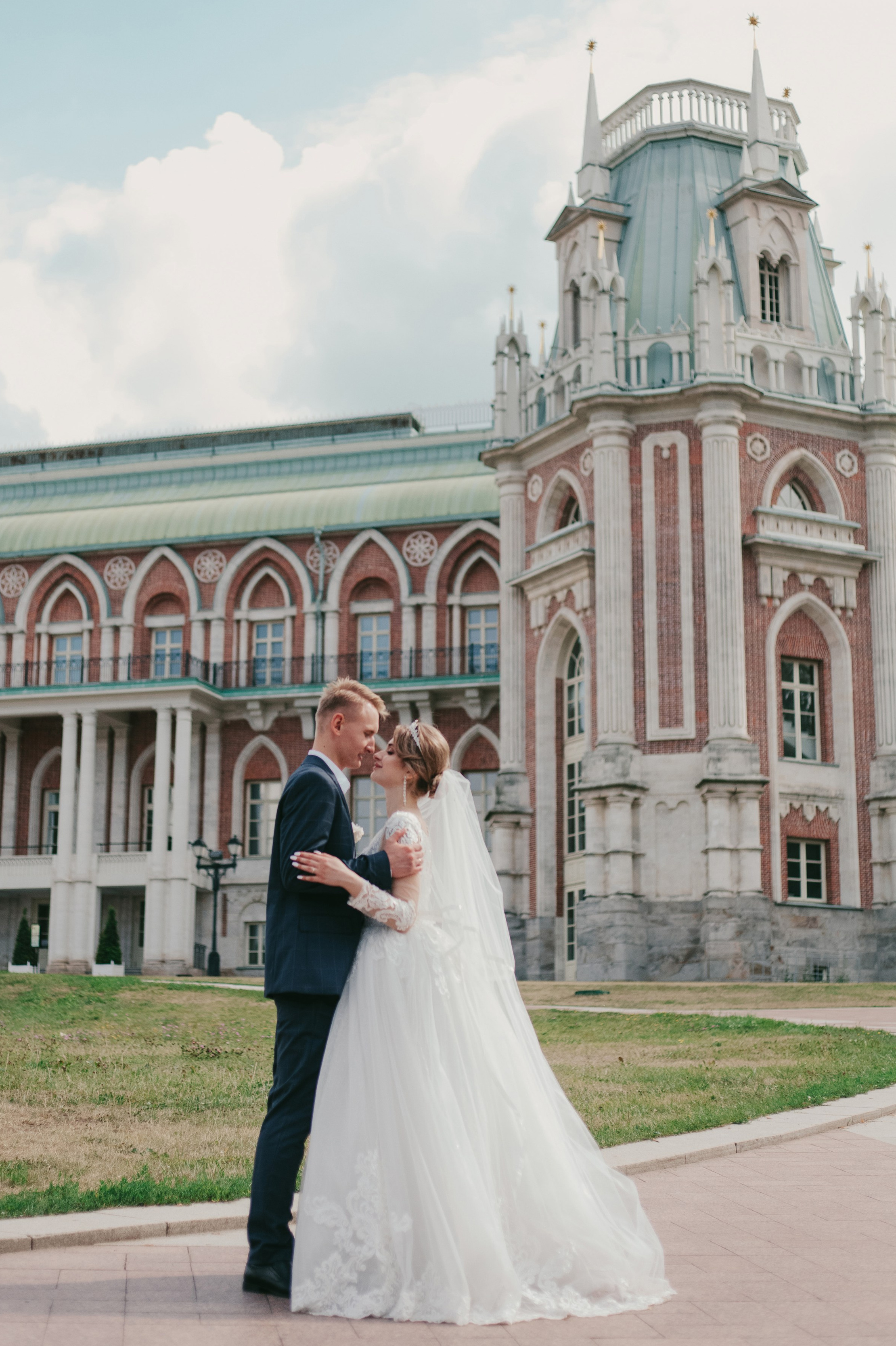 Места для свадебной прогулки Москва. Свадебное фото и видео Москва Кристина Музыка