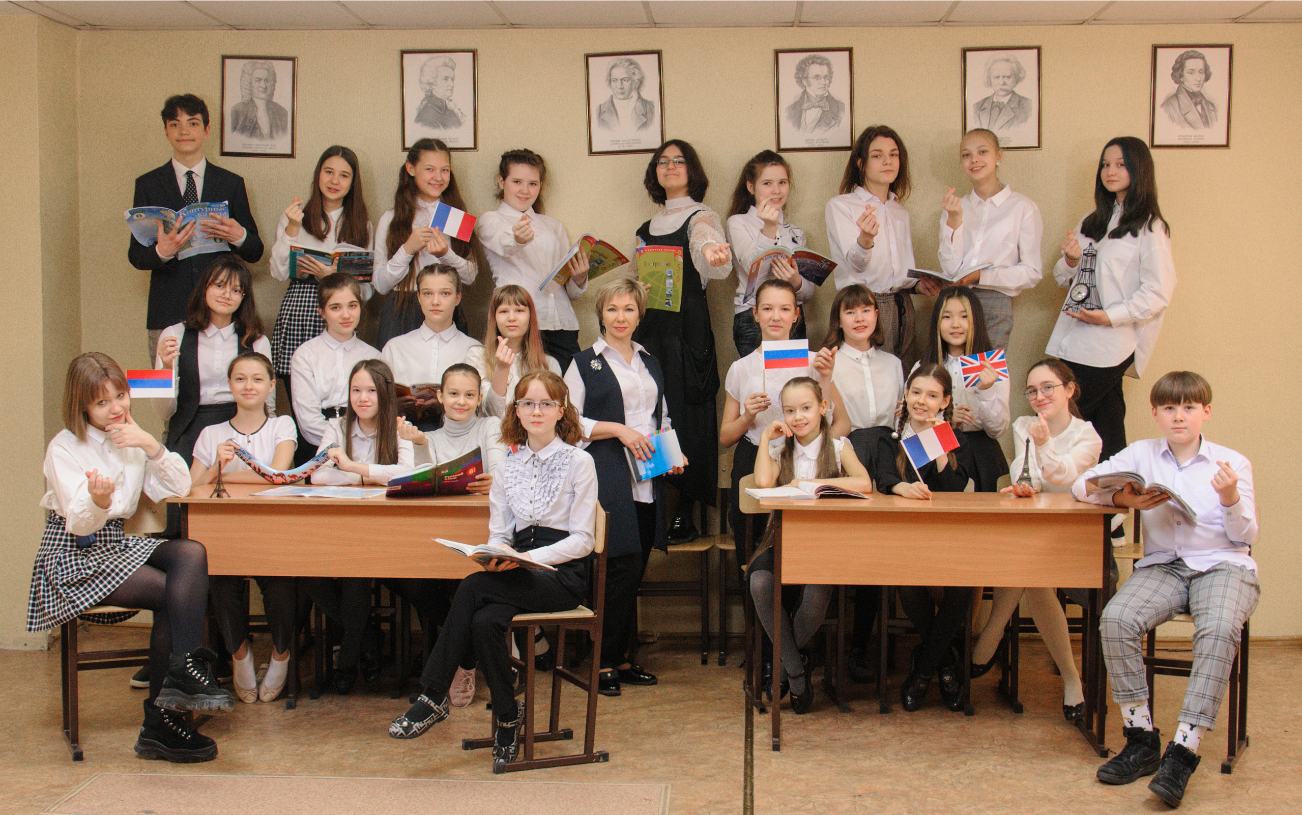 Групповые фото СПБ. Школьный фотограф/видеограф в Санкт-Петербурге Константин Ольхин