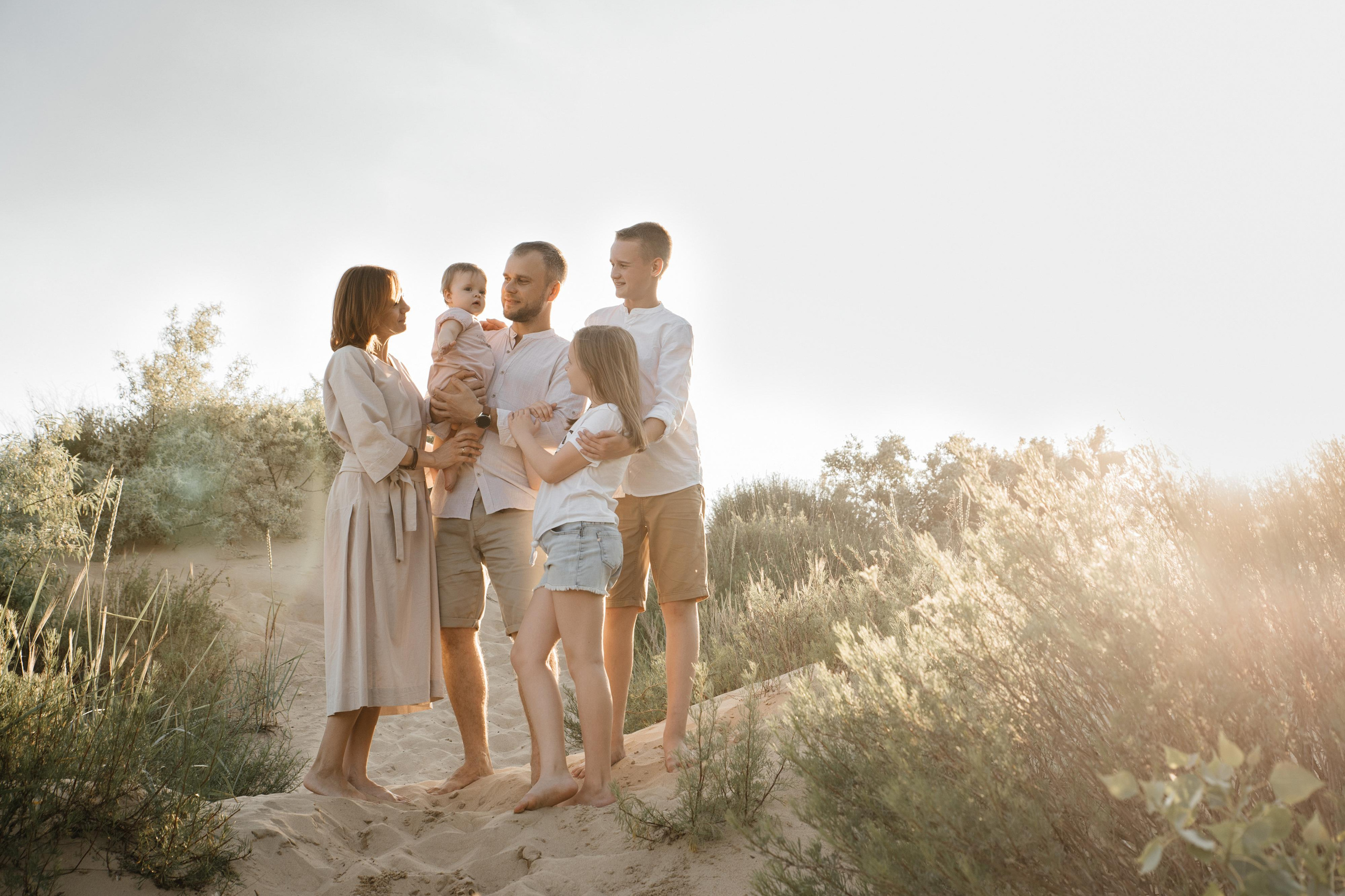 Узнать стоимость семейной съёмки можно в этом разделе. Лана Абрамян-Фотограф новорожденных и беременных в Новороссийске Анапе