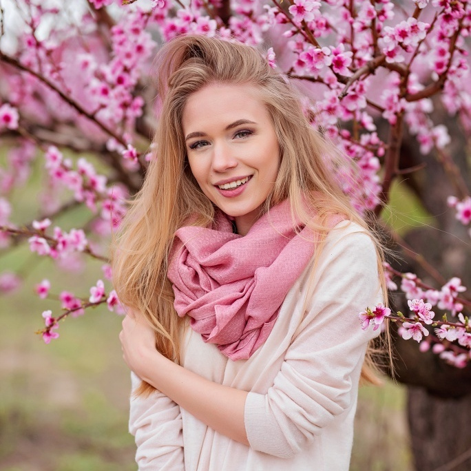 Выбор одежды для фотосессии в цветущих садах