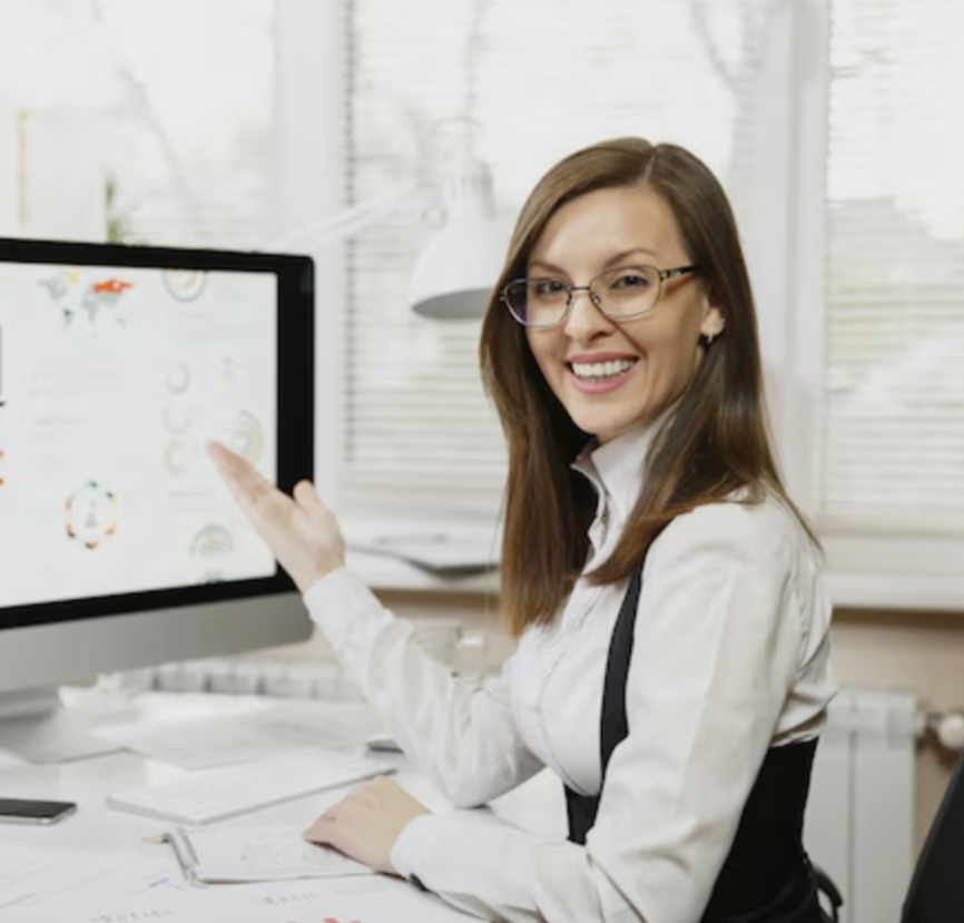 Оптовые продажи верхней одежды. Женские пальто из шерсти — заказать