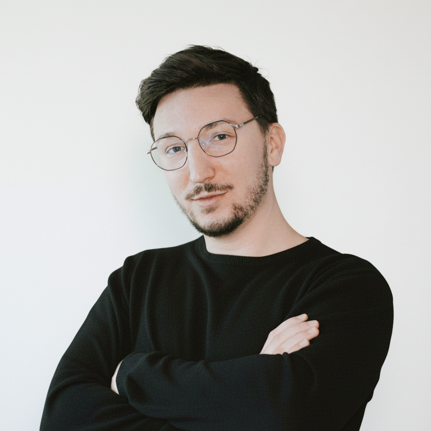 Контакты. Коммерческий и Портретный Фотограф Симферополь Крым Максим Махо